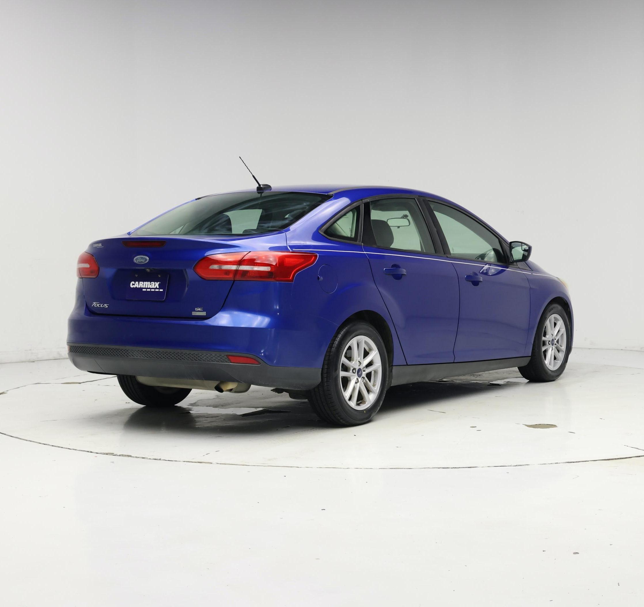Thumbnail: 2018 Ford Focus - 8