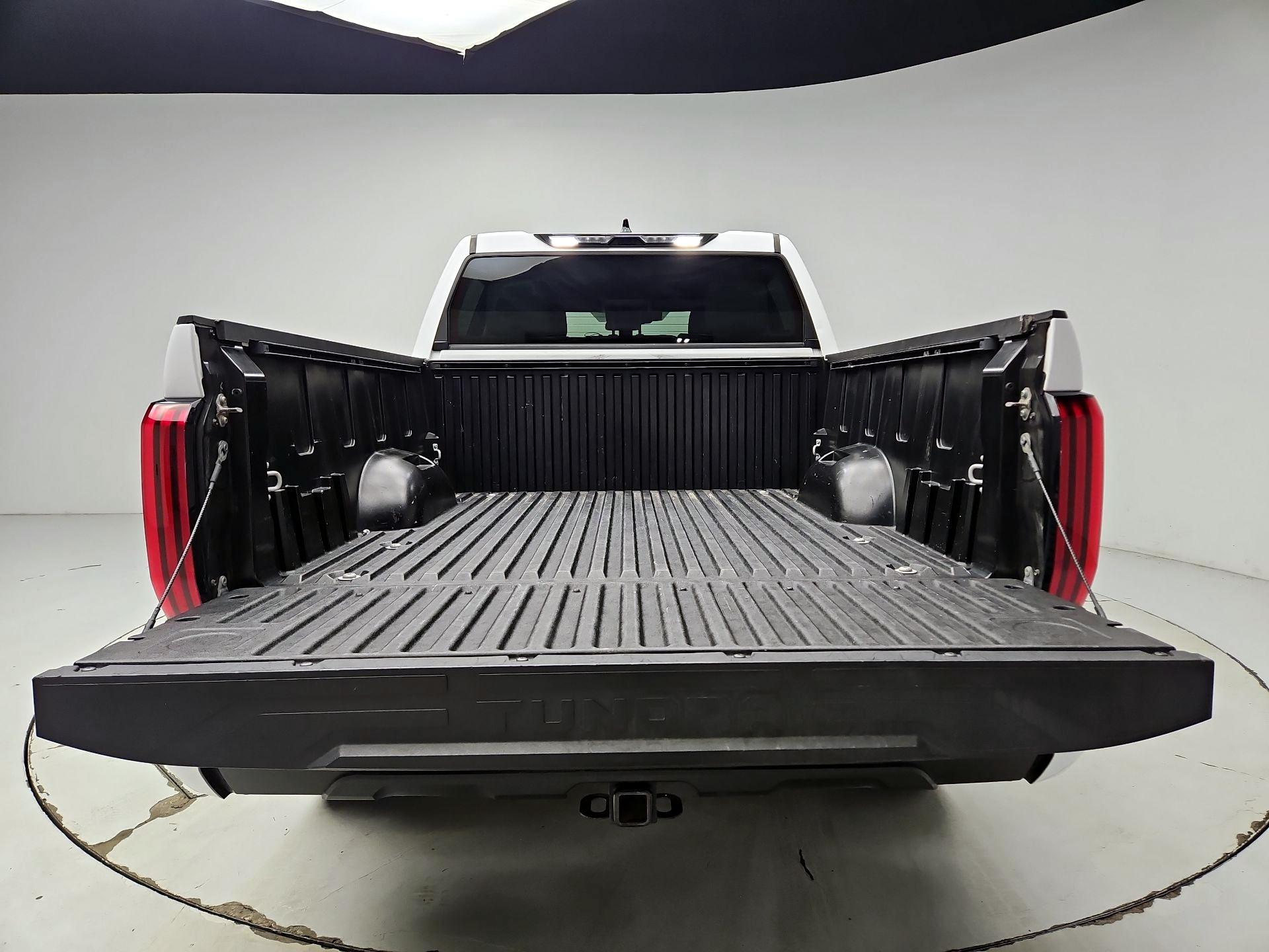 Thumbnail: 2022 Toyota Tundra - 20