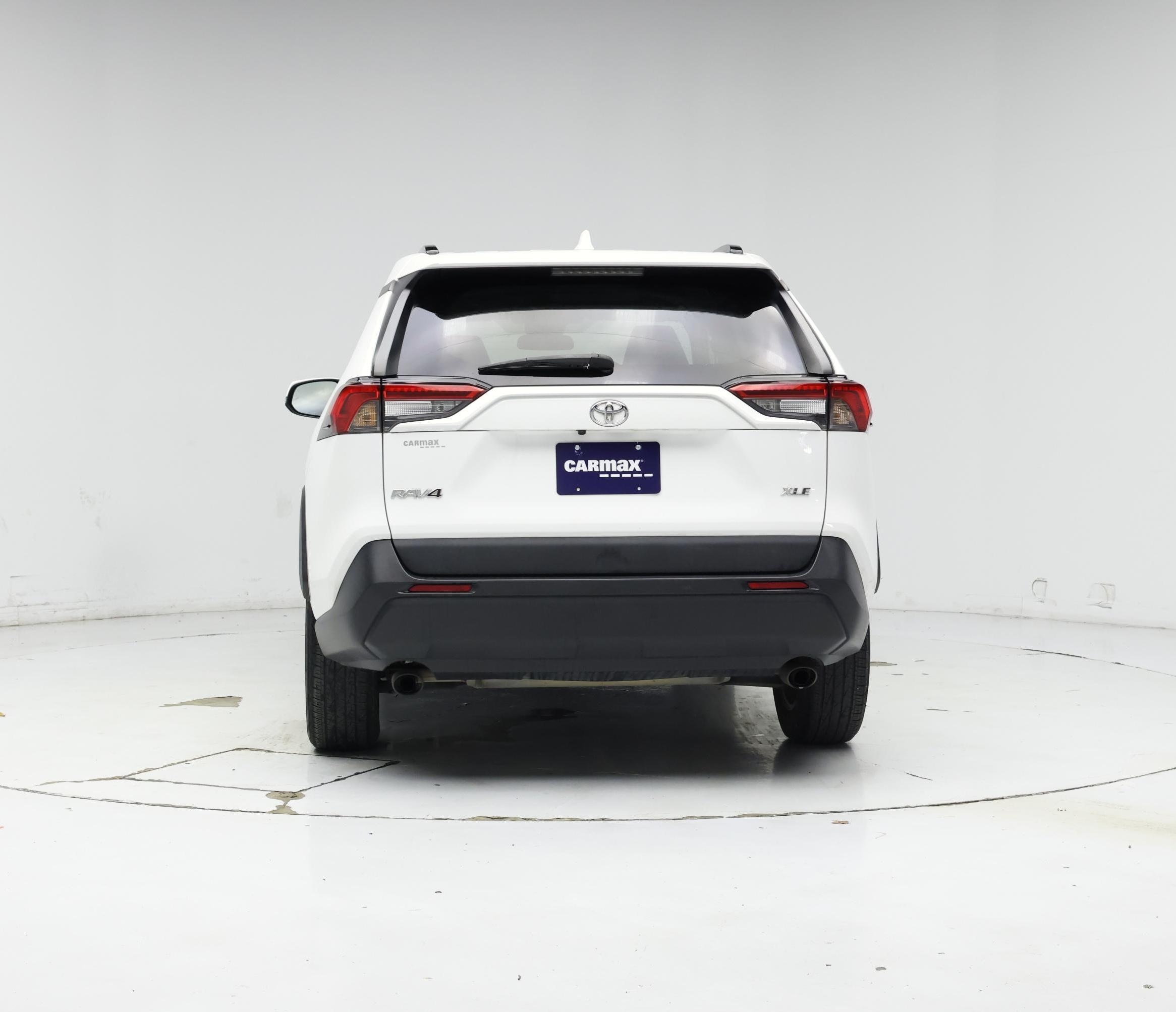Thumbnail: 2021 Toyota RAV4 - 6