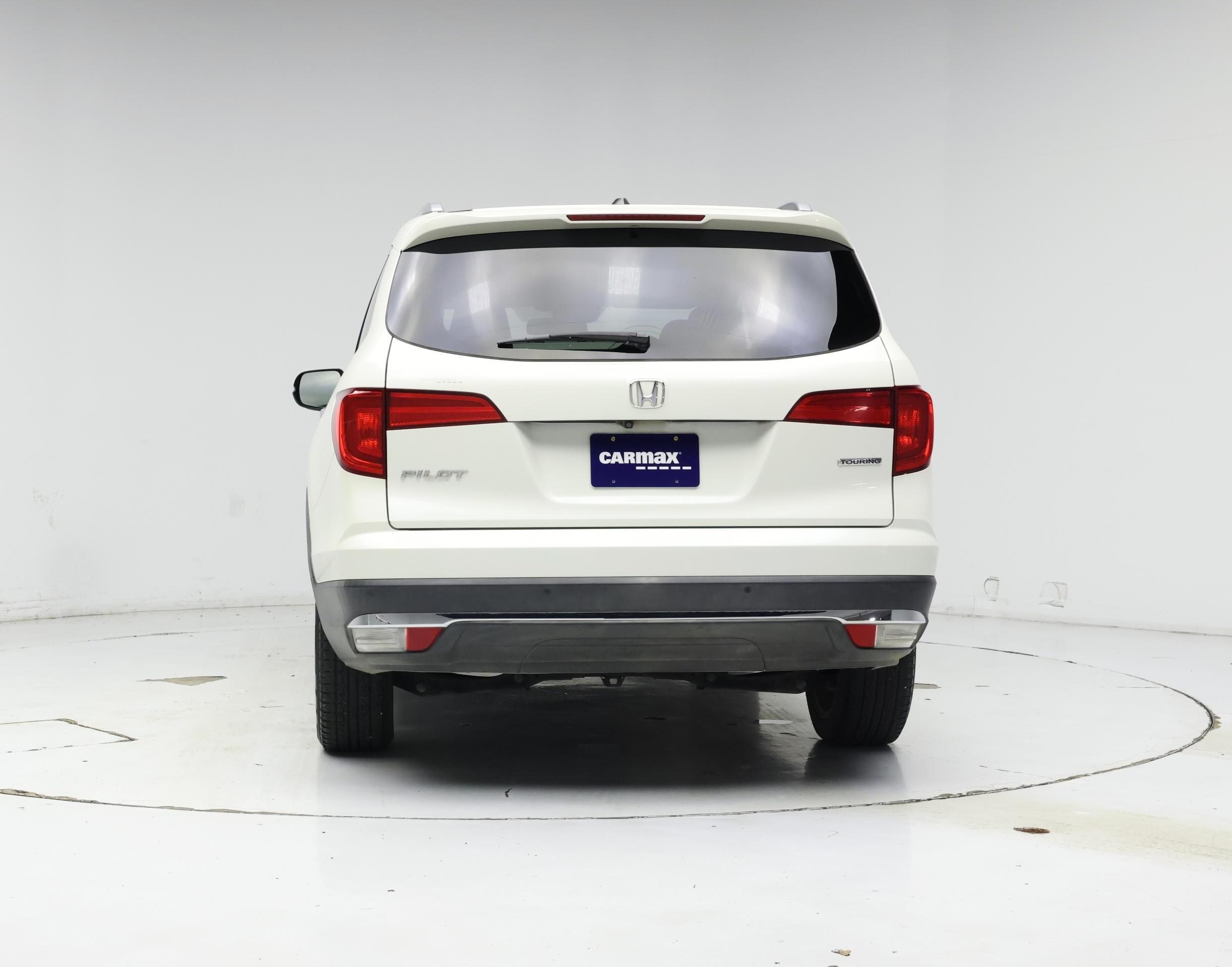 Thumbnail: 2017 Honda Pilot - 6