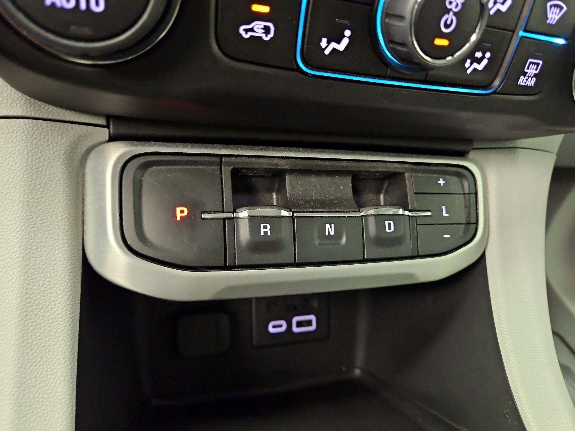 Thumbnail: 2023 GMC Acadia - 17