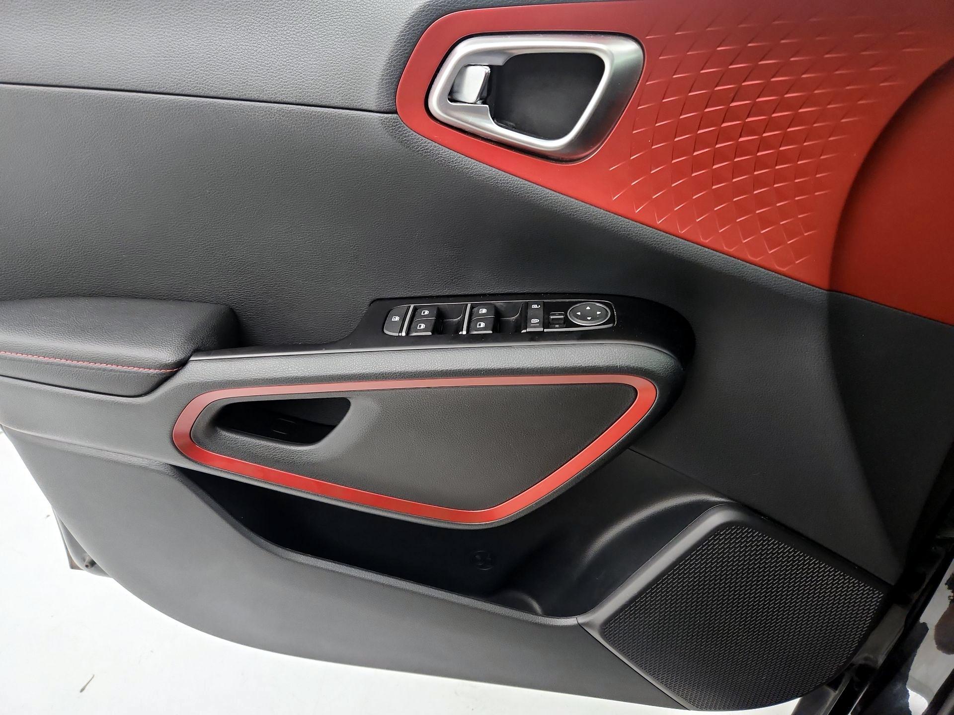 Thumbnail: 2023 Kia Soul - 12