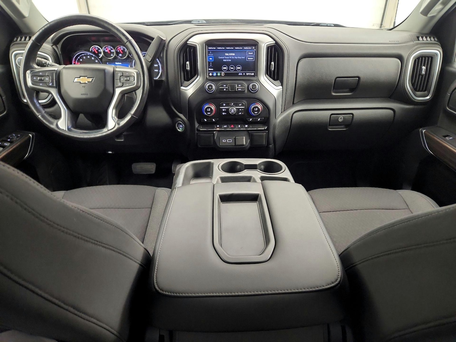 2020 Chevrolet Silverado 1500 LT - Photo 10