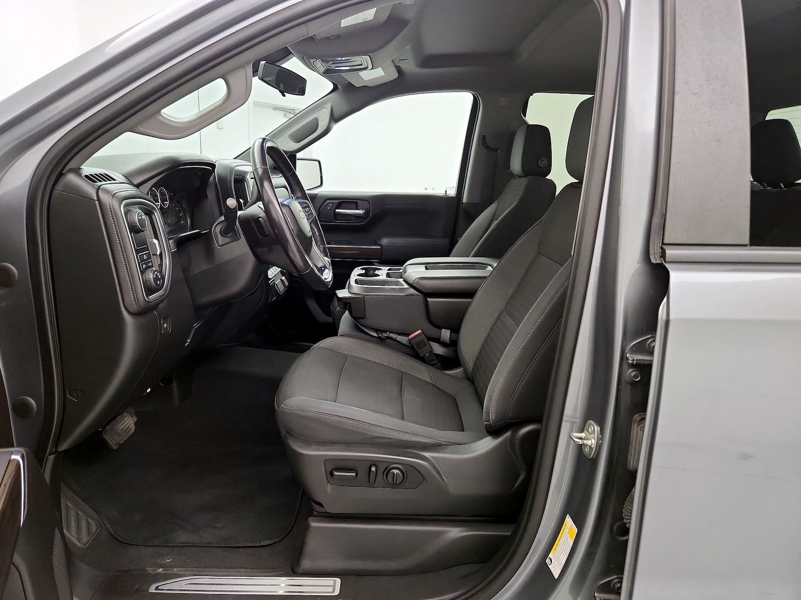 2020 Chevrolet Silverado 1500 LT - Photo 12