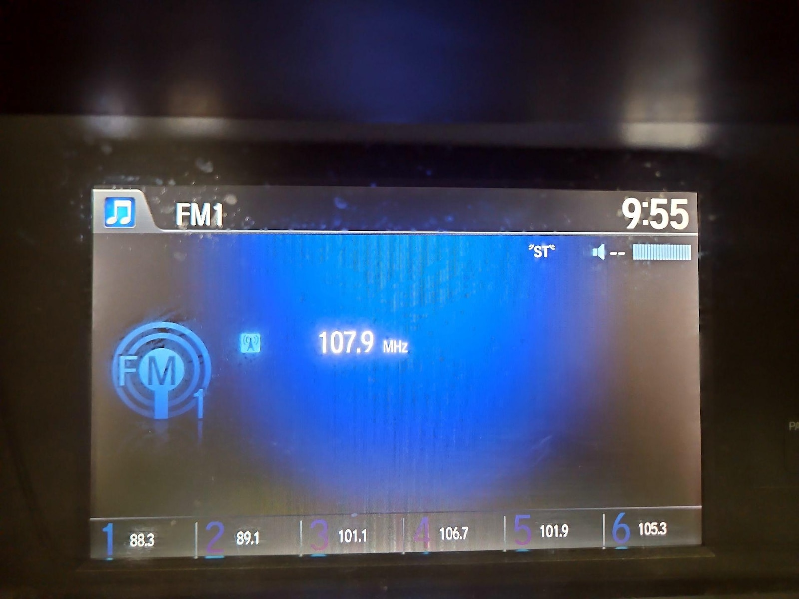 2015 Honda Accord LX - Photo 16