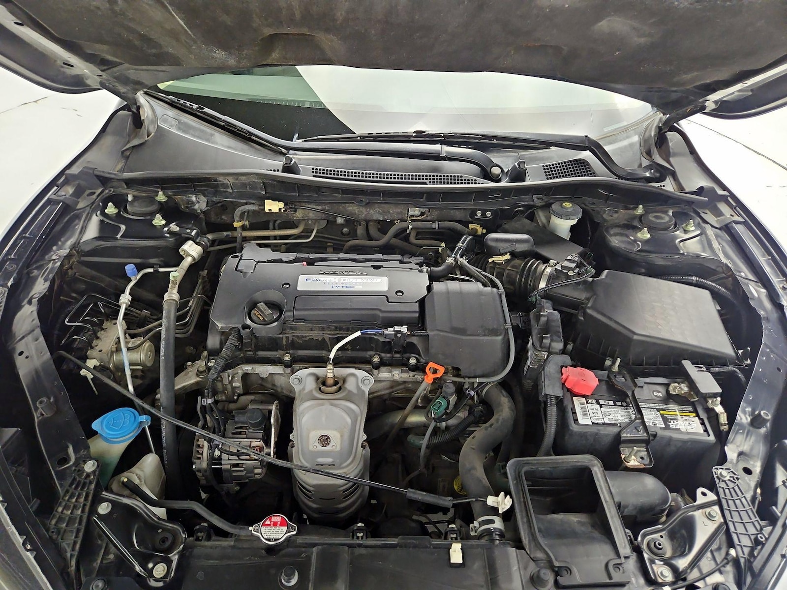 2015 Honda Accord LX - Photo 23