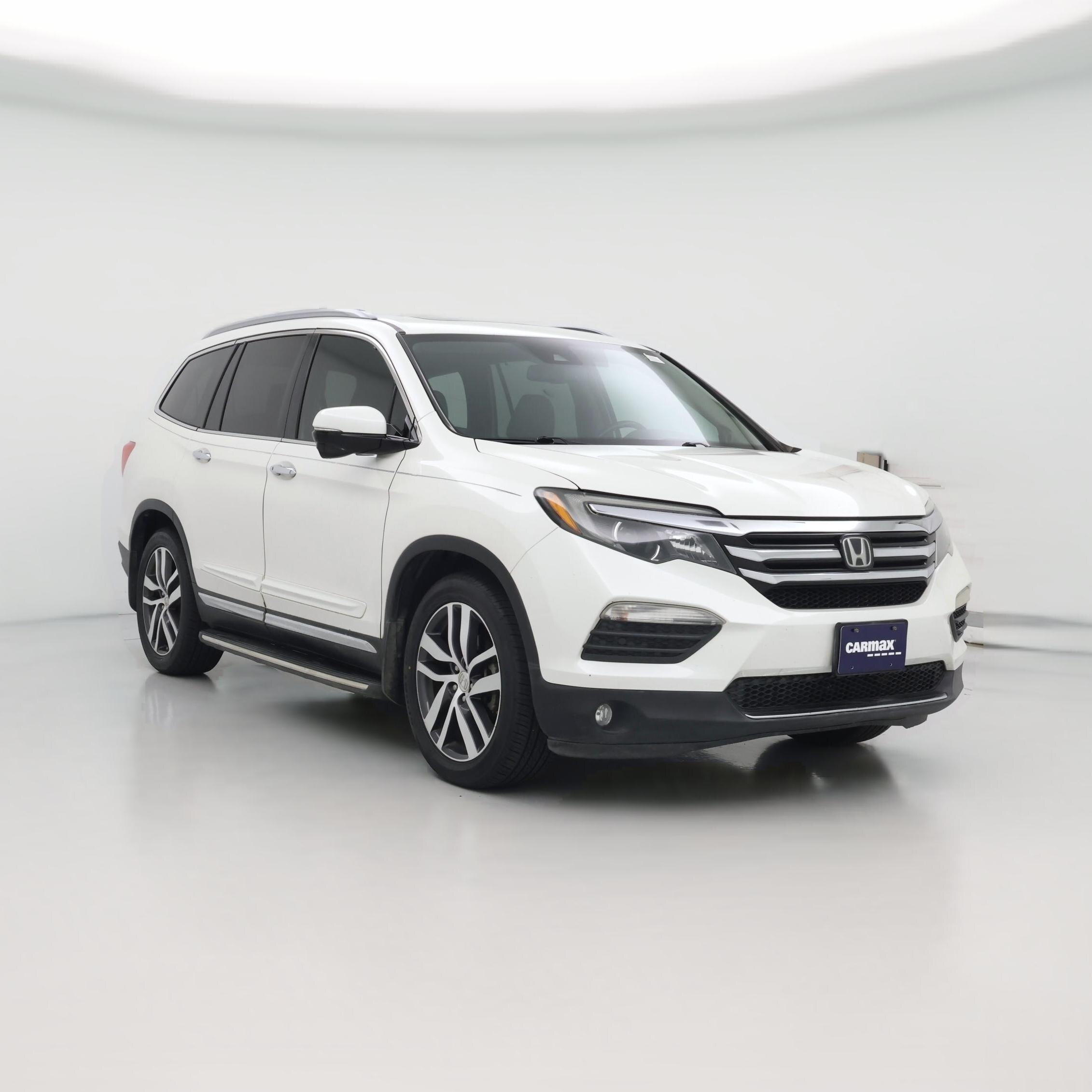 Thumbnail: 2017 Honda Pilot - 1