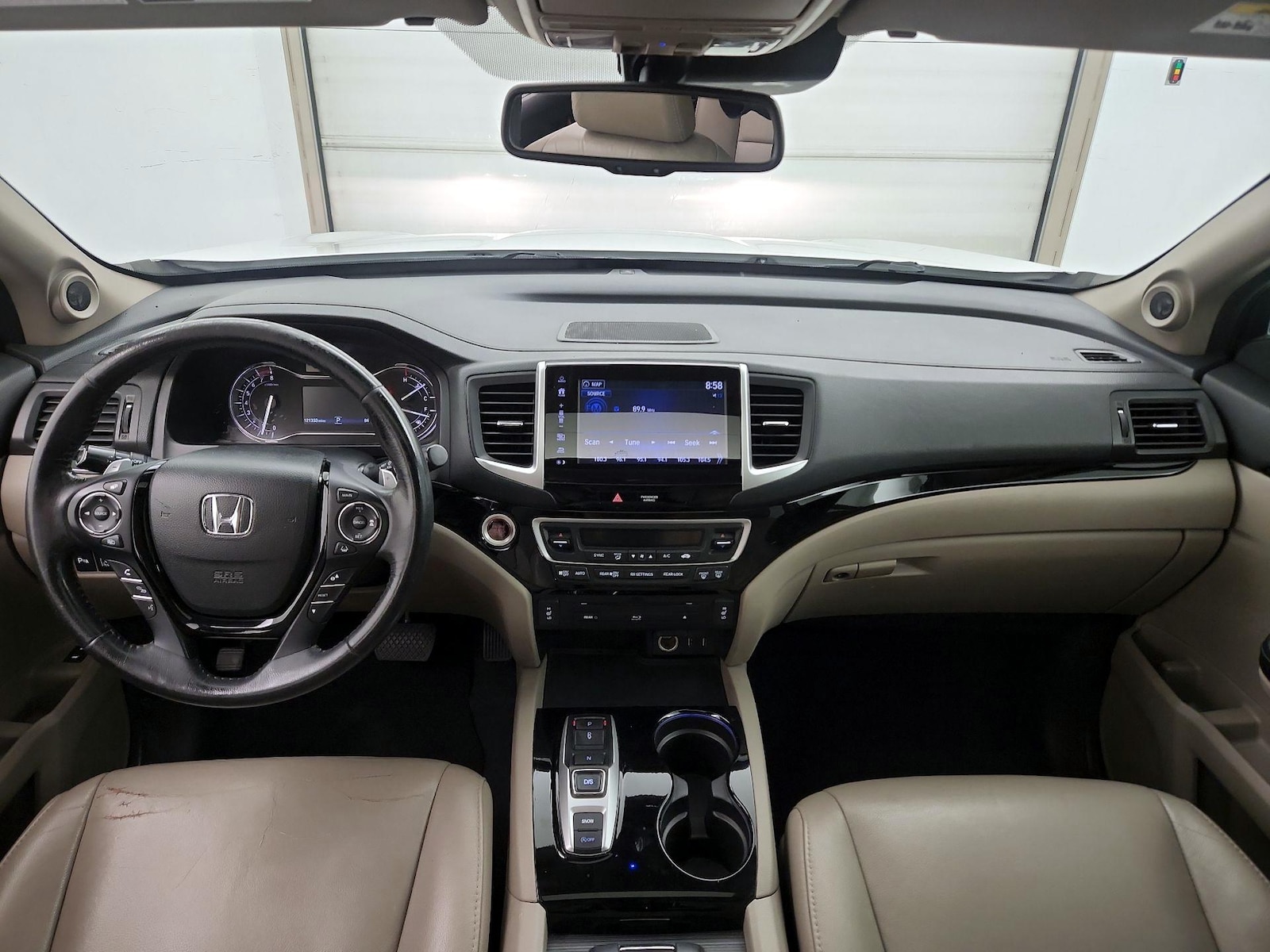 2017 Honda Pilot Touring - Photo 10