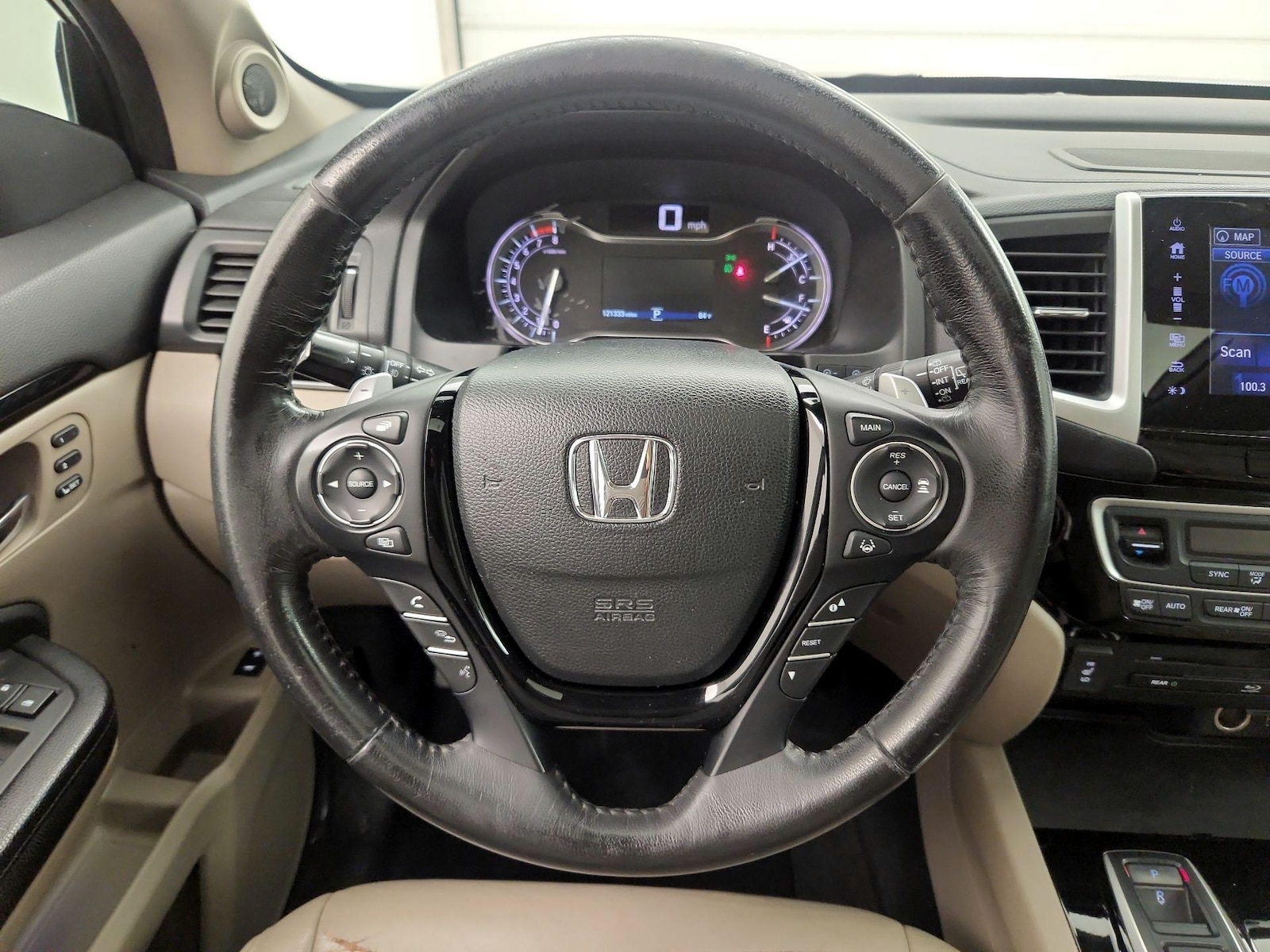 2017 Honda Pilot Touring - Photo 11