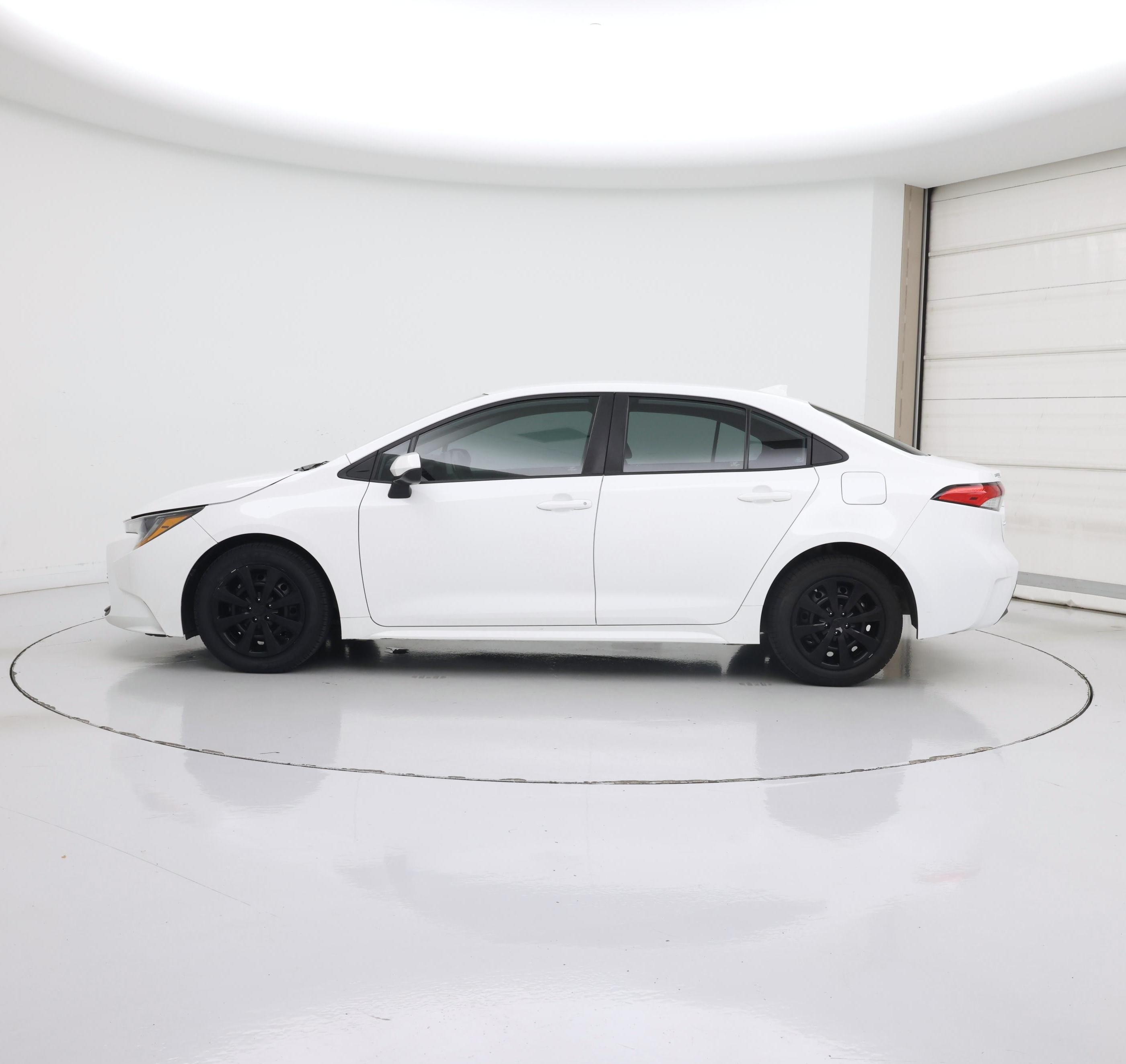 Thumbnail: 2023 Toyota Corolla - 3