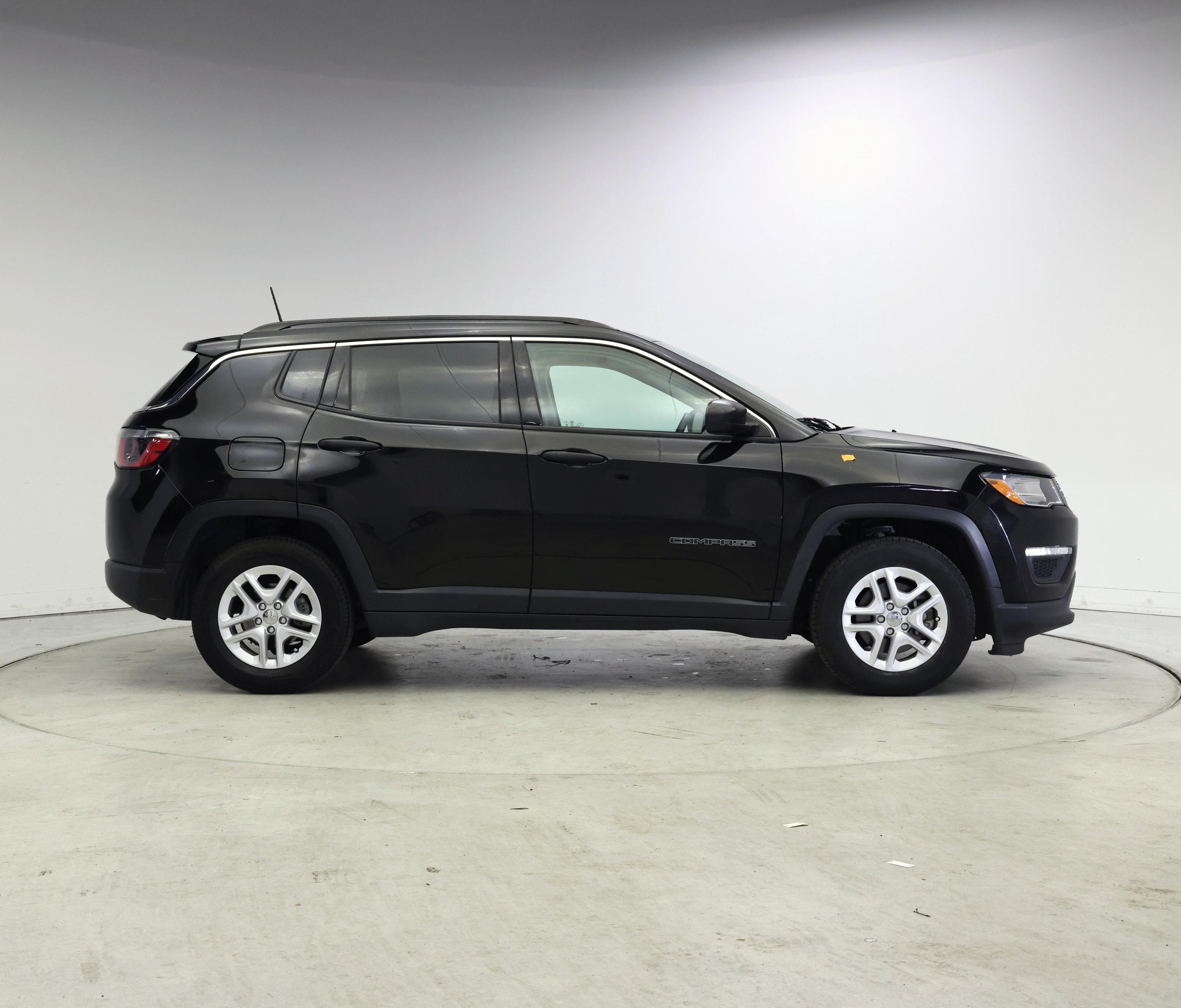 Thumbnail: 2020 Jeep Compass - 7