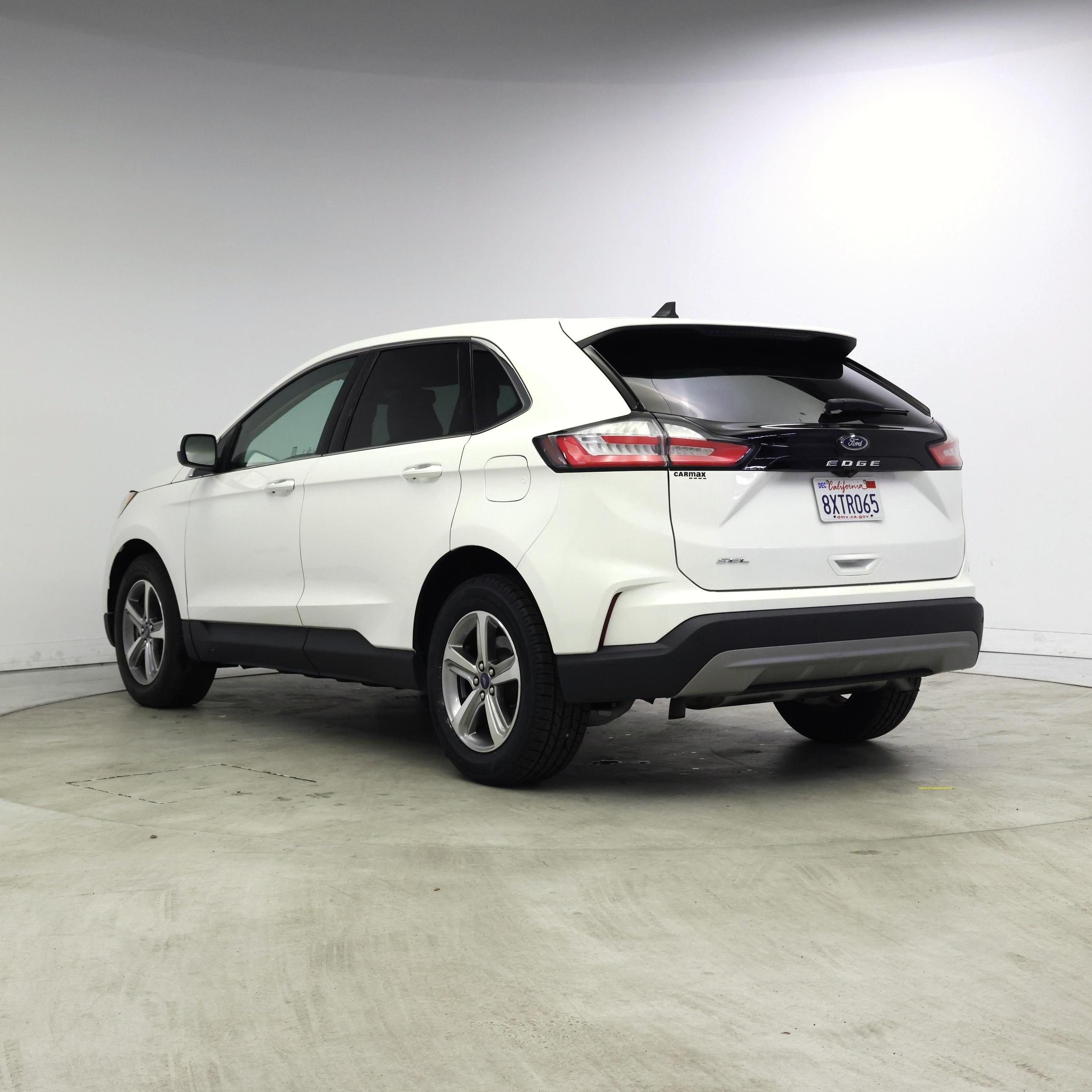 Thumbnail: 2021 Ford Edge - 2