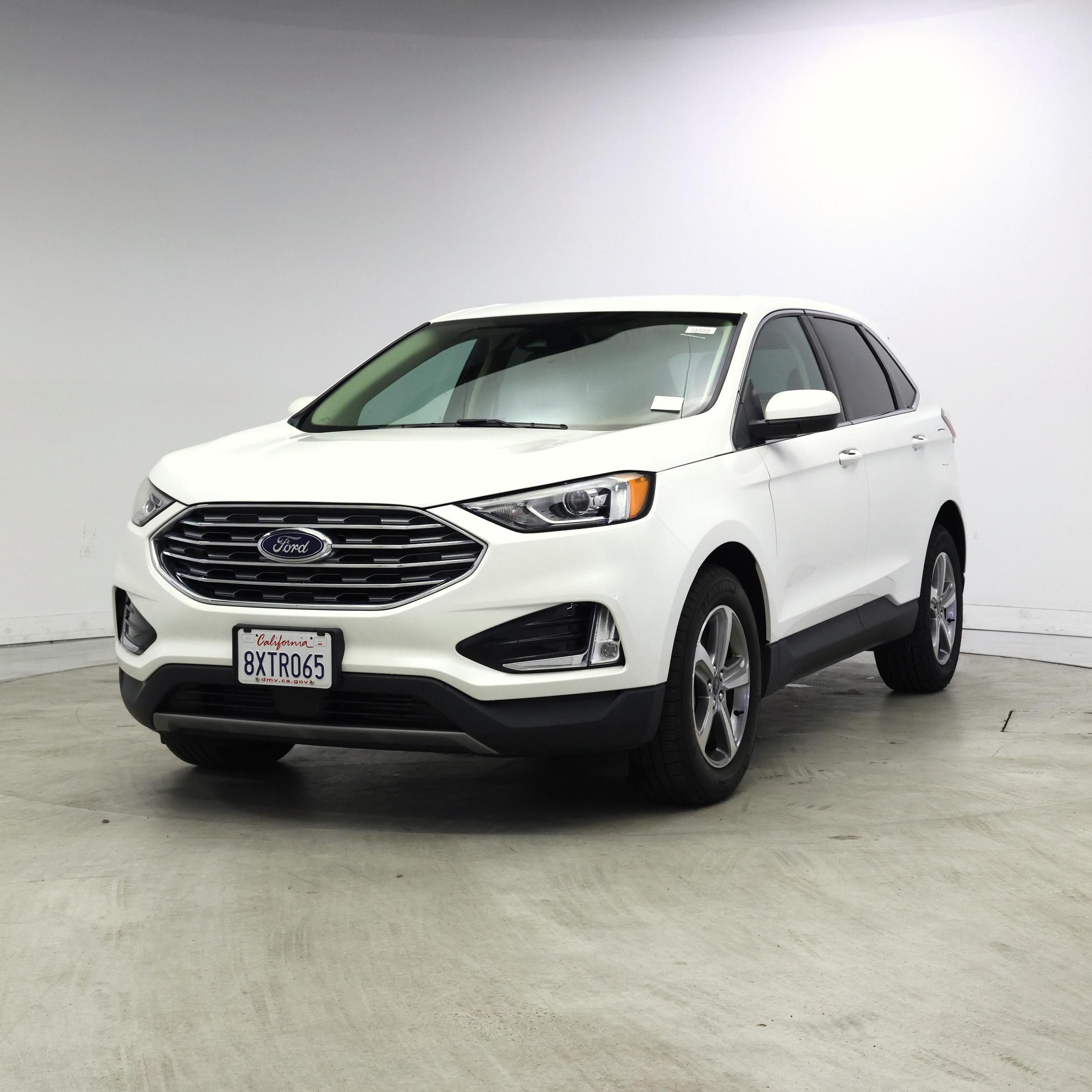 Thumbnail: 2021 Ford Edge - 4