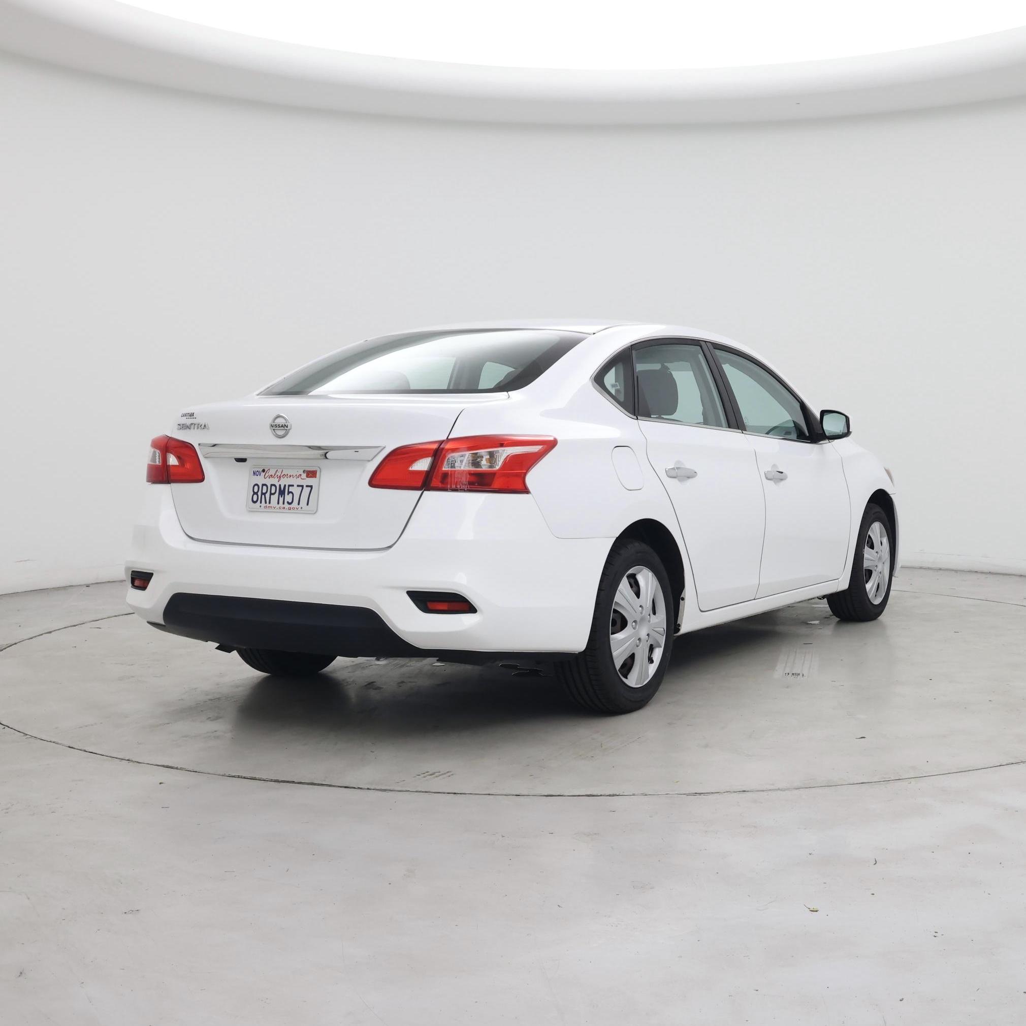 Thumbnail: 2018 Nissan Sentra - 8