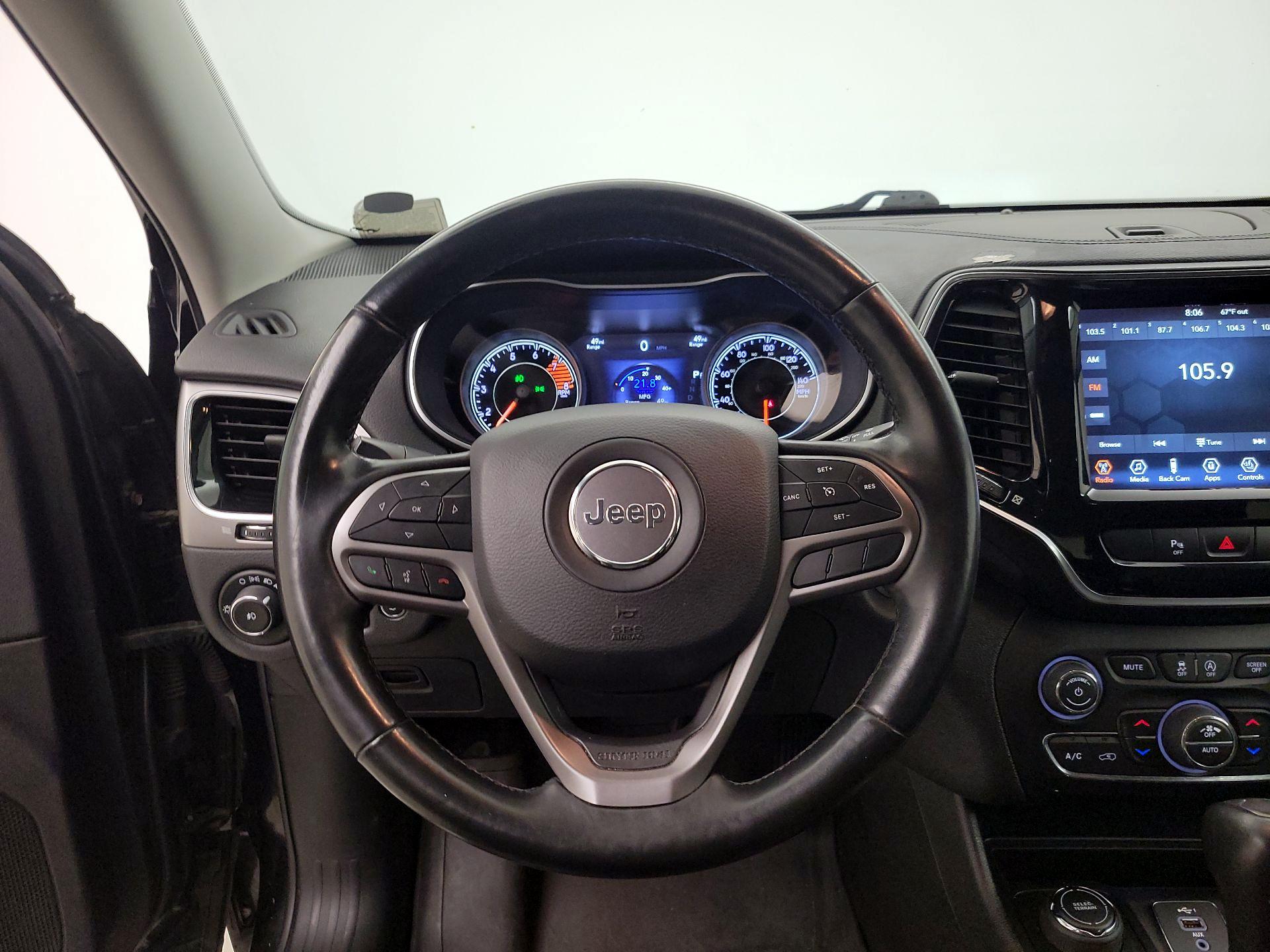 Thumbnail: 2019 Jeep Cherokee - 10