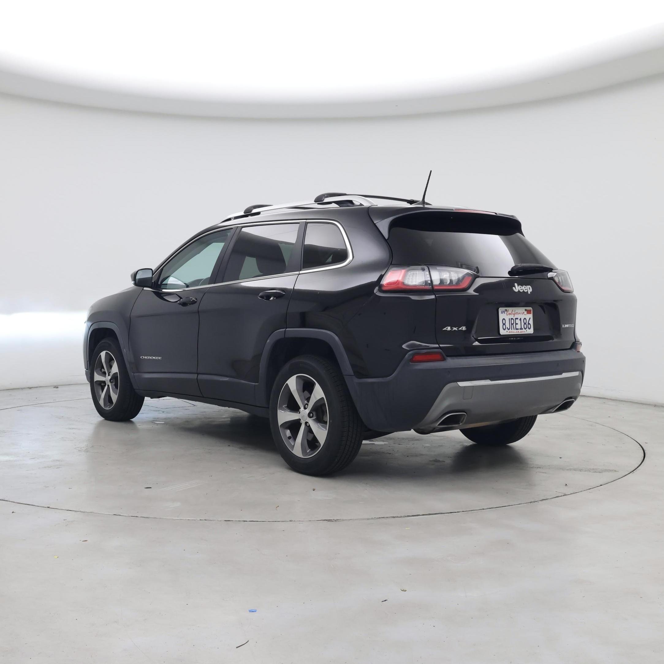 Thumbnail: 2019 Jeep Cherokee - 2