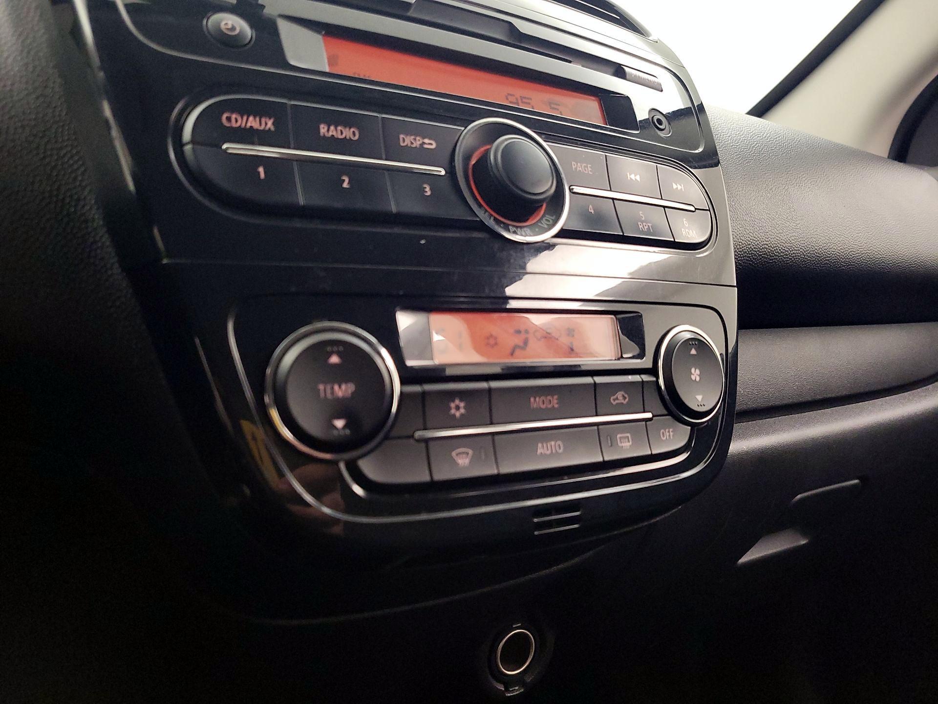 Thumbnail: 2015 Mitsubishi Mirage - 15