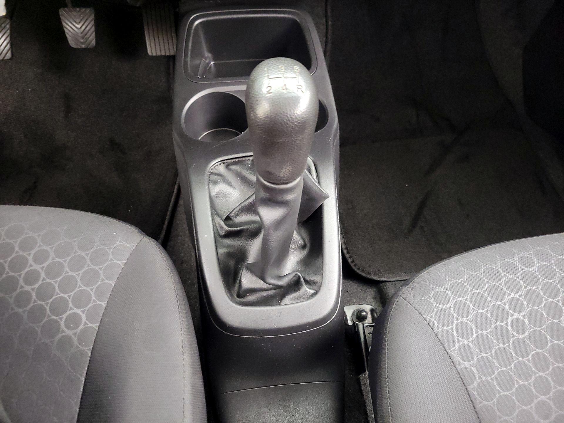 Thumbnail: 2015 Mitsubishi Mirage - 16