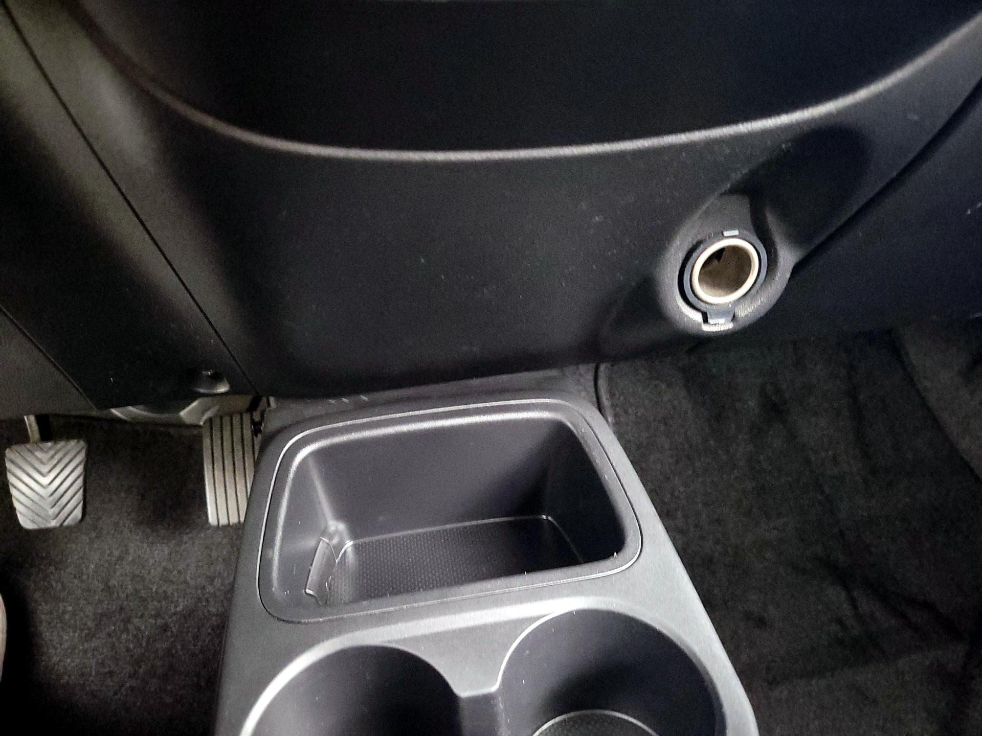 Thumbnail: 2015 Mitsubishi Mirage - 17