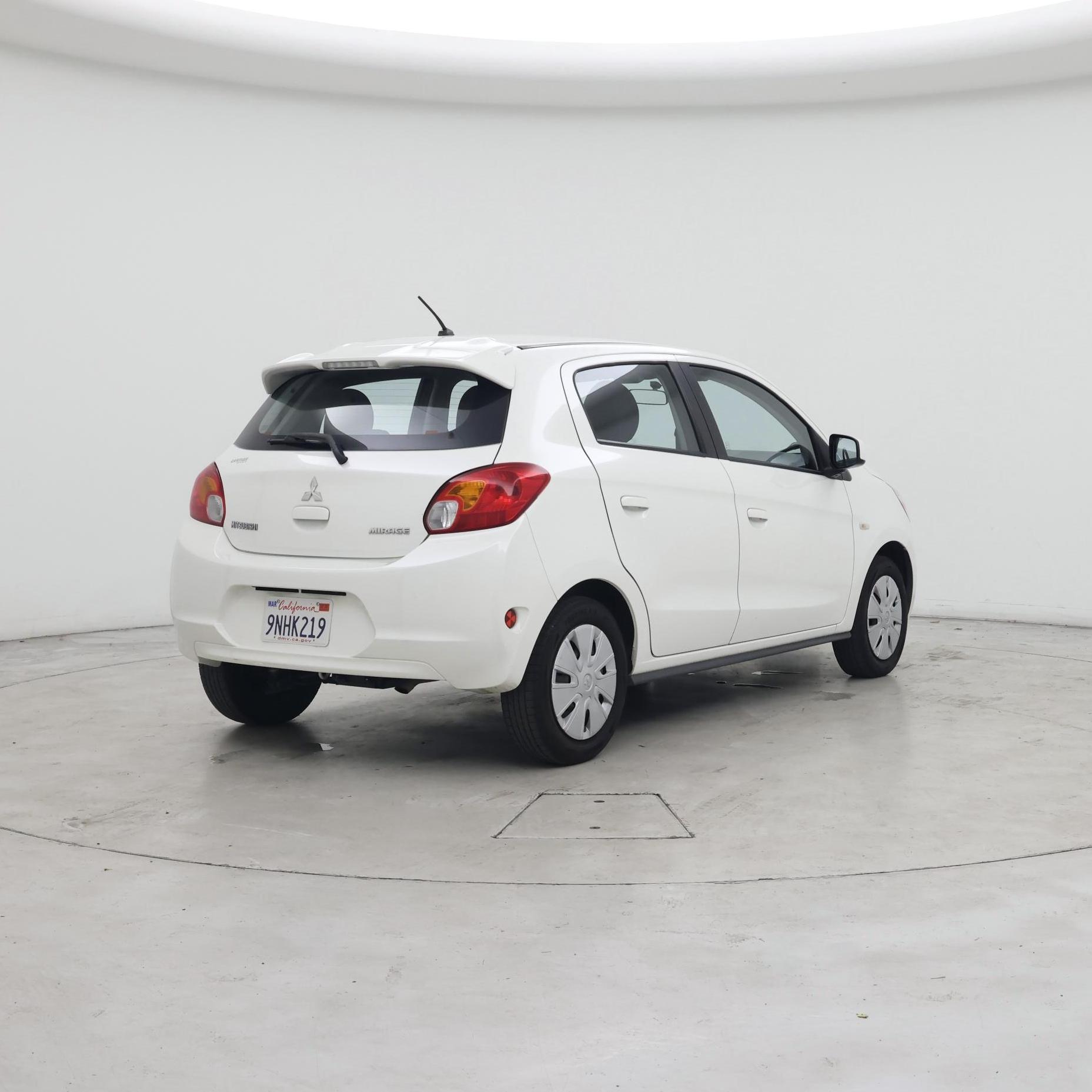 Thumbnail: 2015 Mitsubishi Mirage - 8