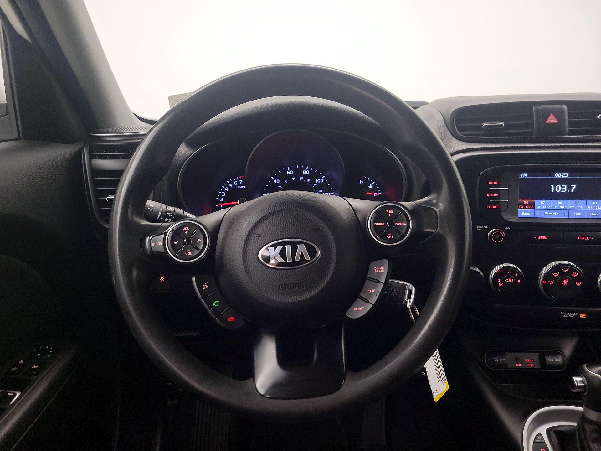 Thumbnail: 2019 Kia Soul - 10