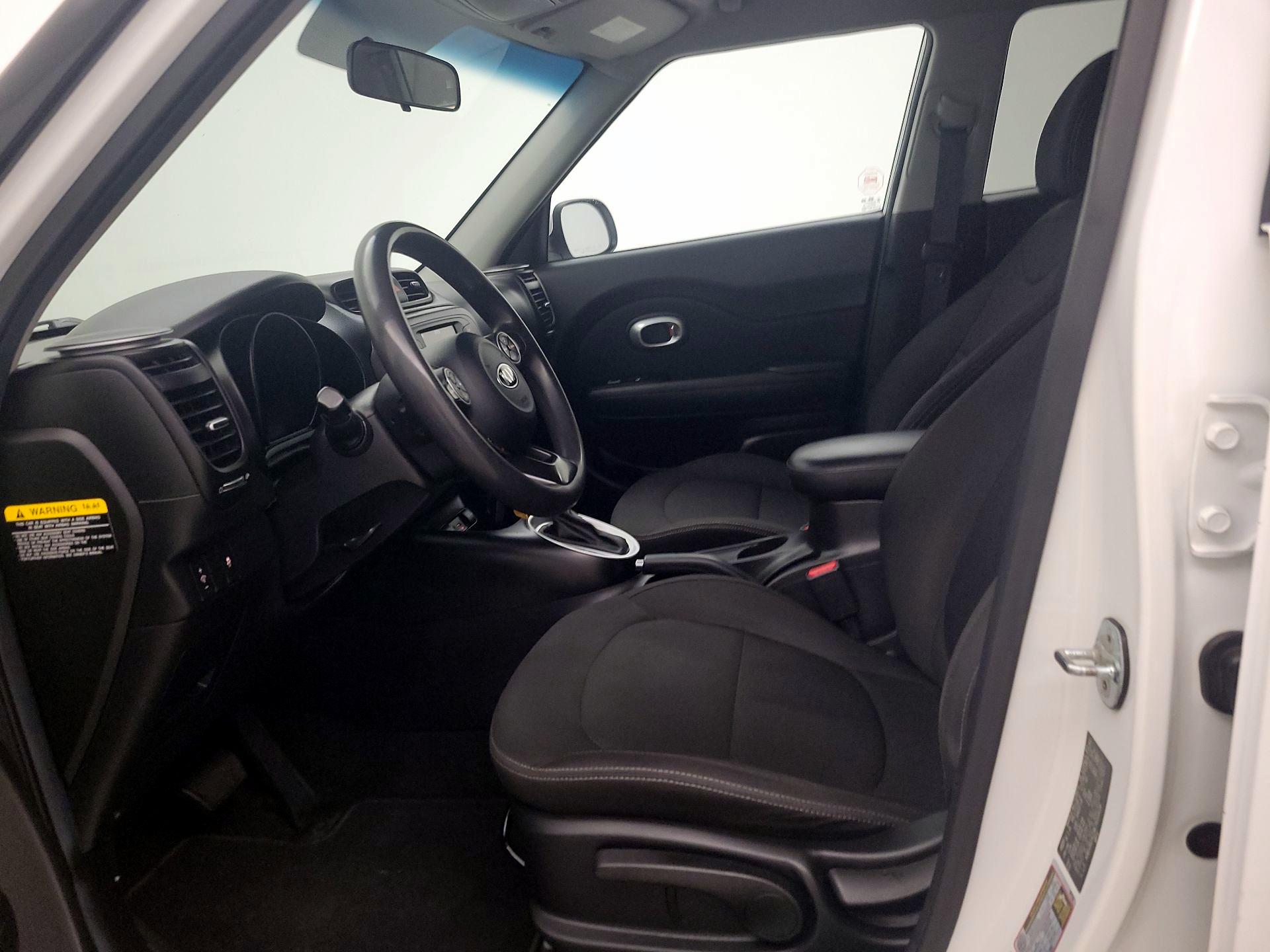 Thumbnail: 2019 Kia Soul - 11