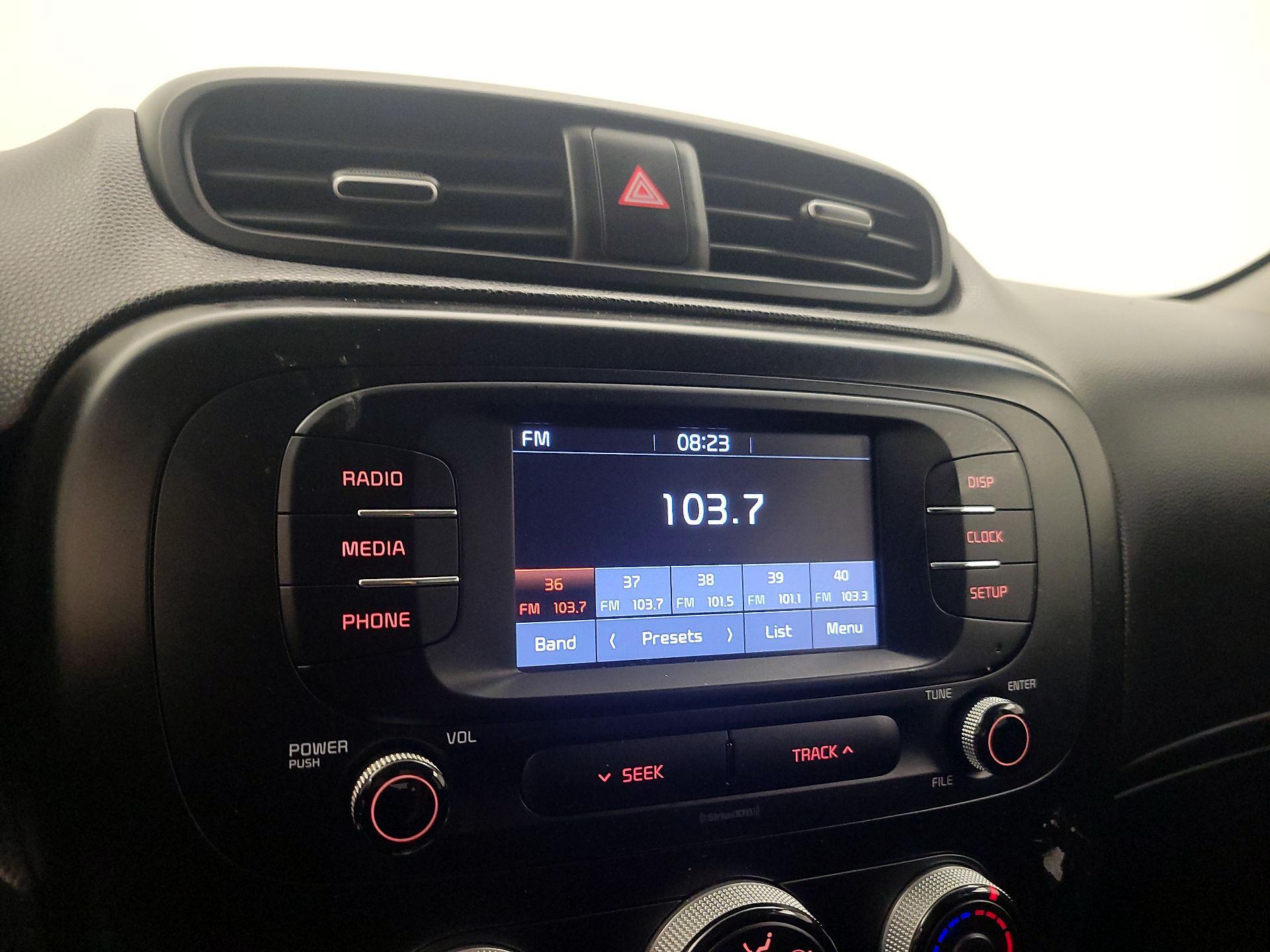 Thumbnail: 2019 Kia Soul - 15