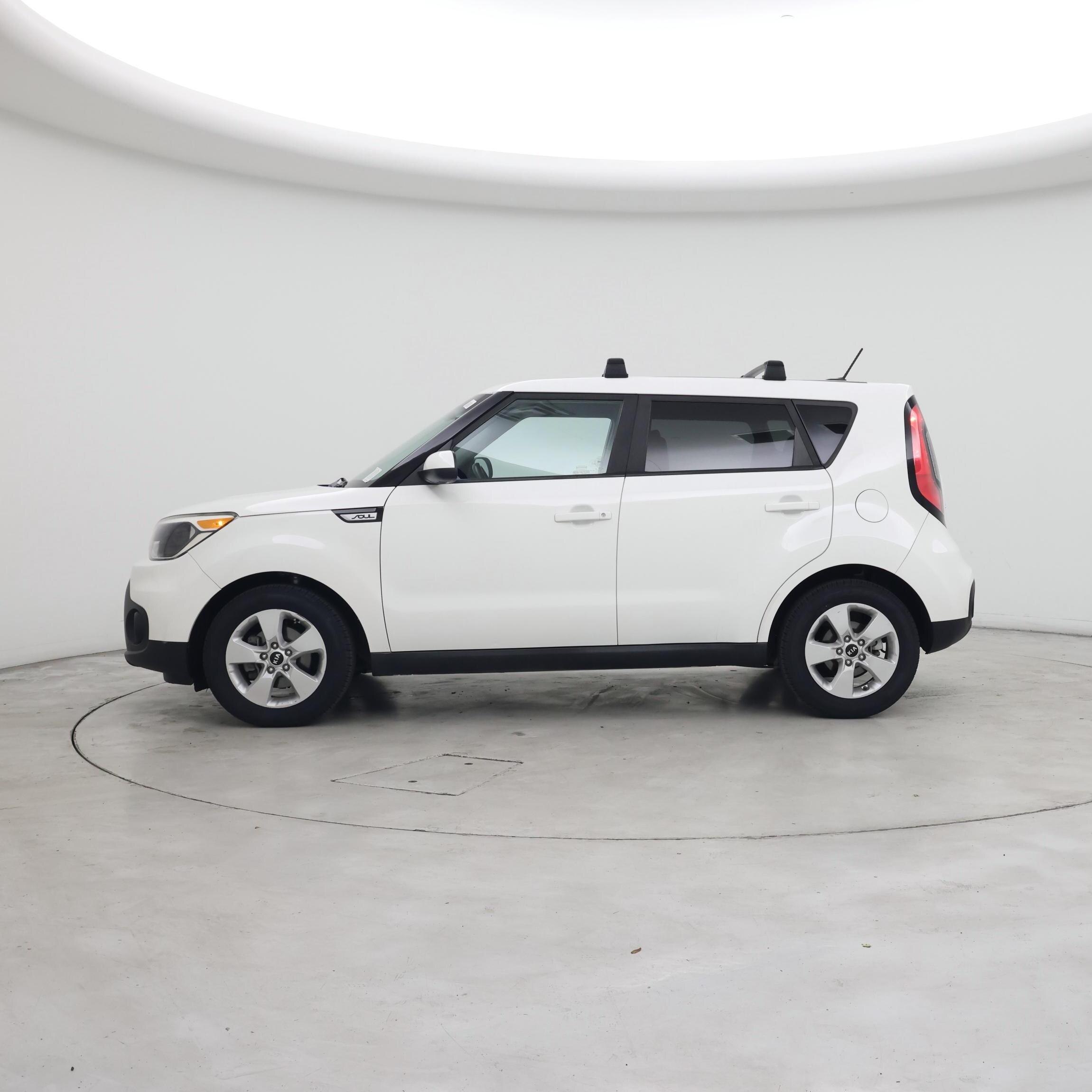 Thumbnail: 2019 Kia Soul - 3