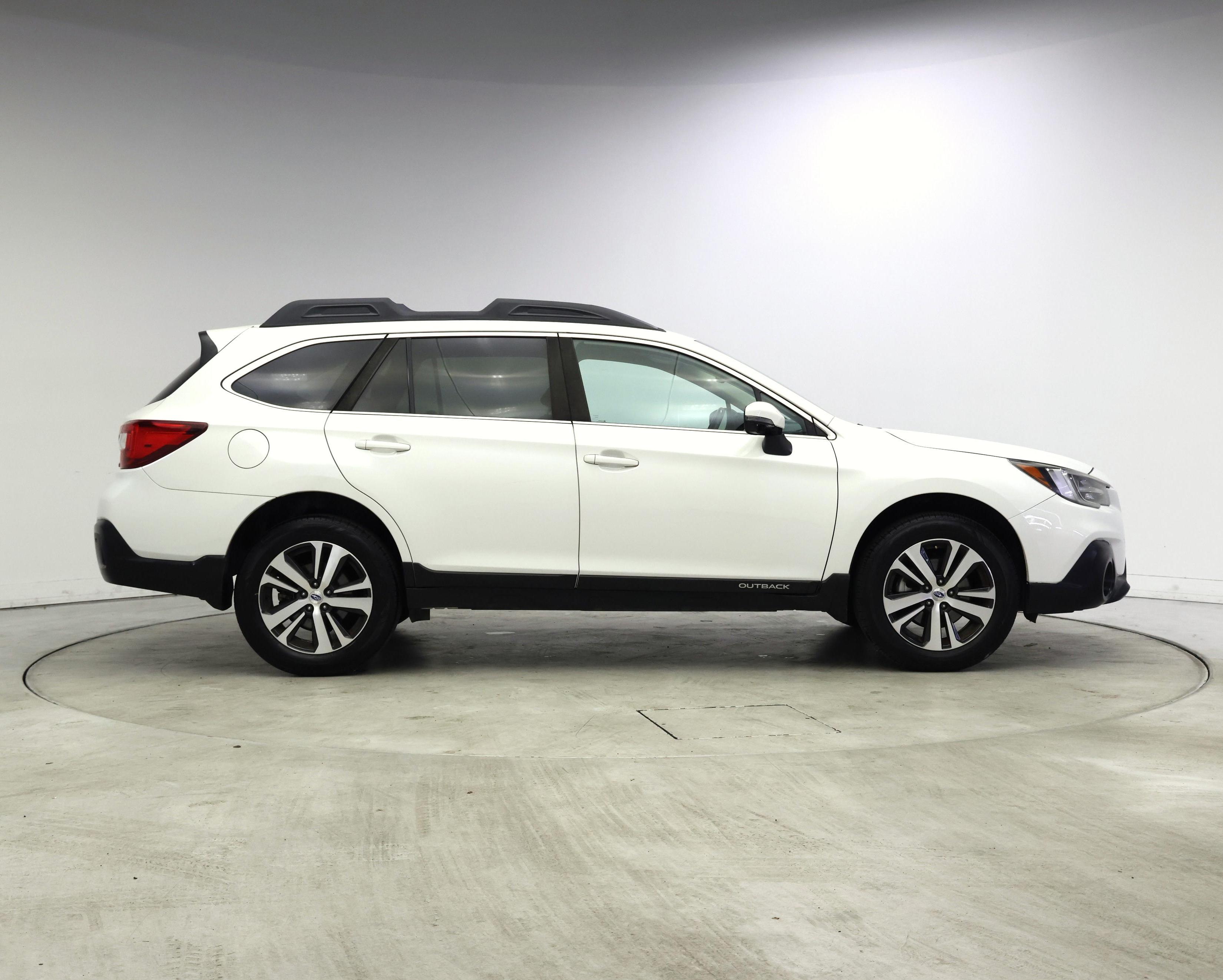 Thumbnail: 2018 Subaru Outback - 7