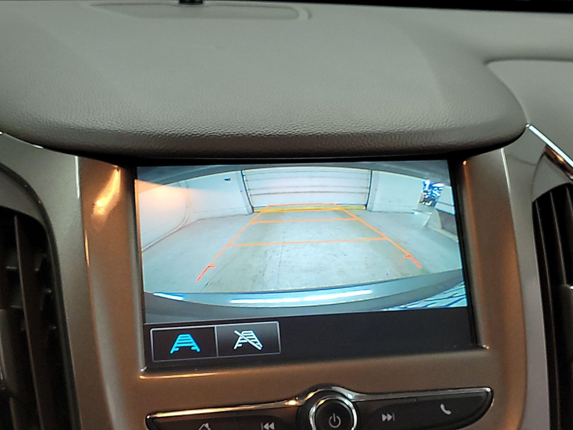 Thumbnail: 2018 Chevrolet Cruze - 13