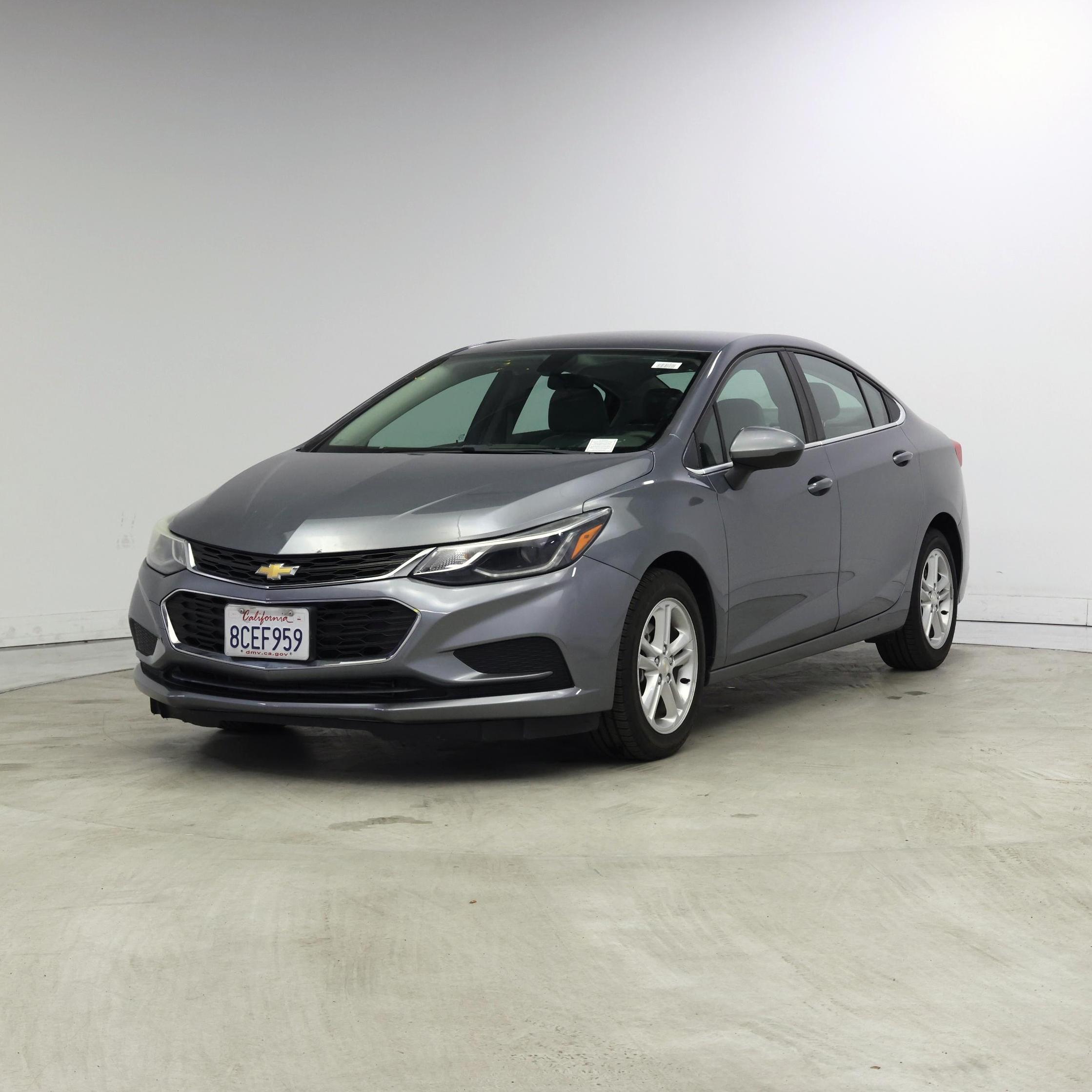 Thumbnail: 2018 Chevrolet Cruze - 4