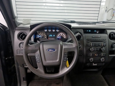 Steering Wheel & Instrument Cluster (On)
