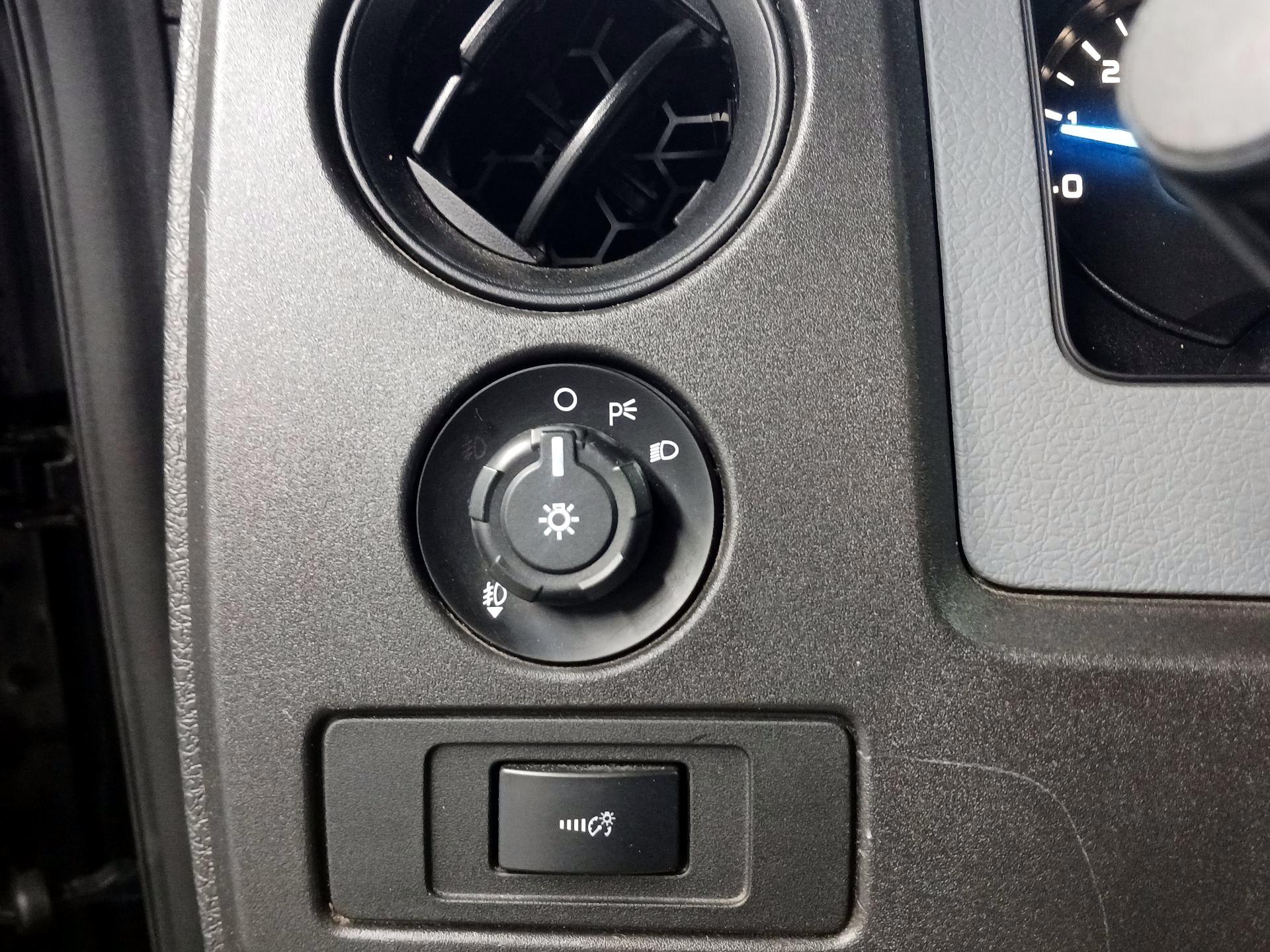 Thumbnail: 2014 Ford F-150 - 13