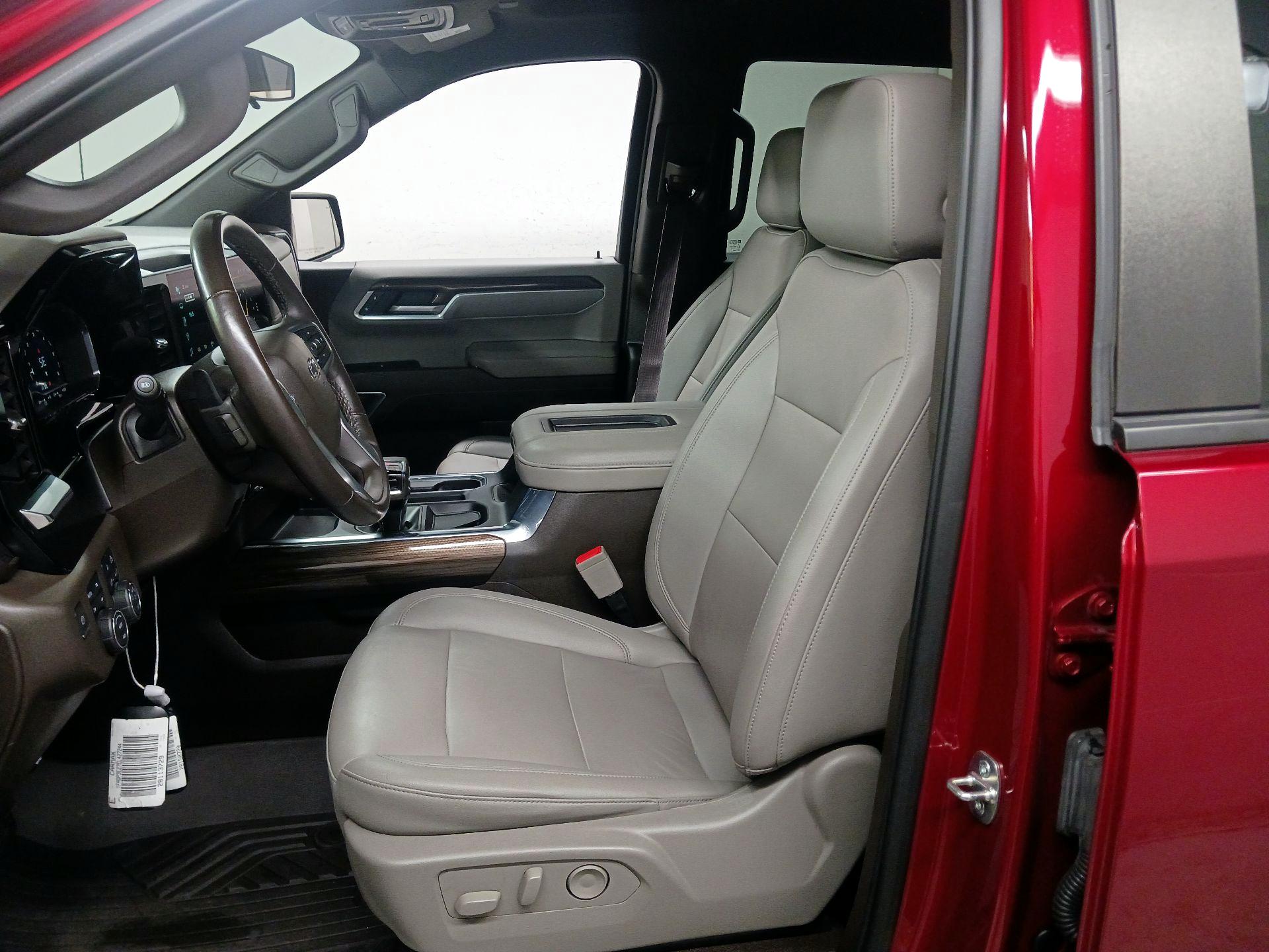 Thumbnail: 2022 Chevrolet Silverado 1500 - 11