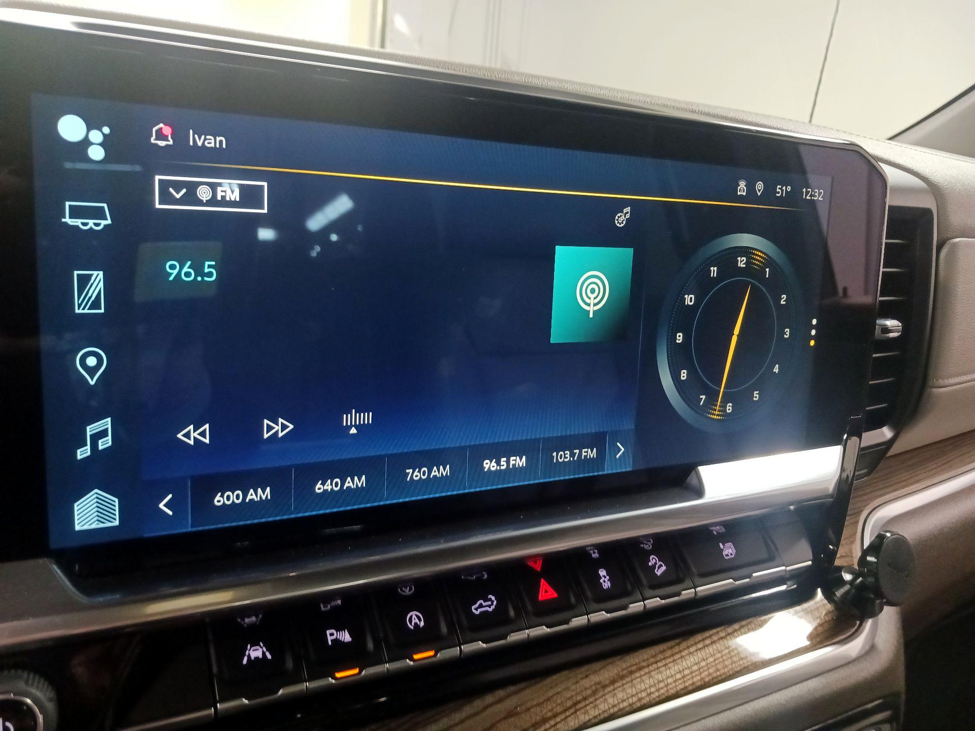 Thumbnail: 2022 Chevrolet Silverado 1500 - 13