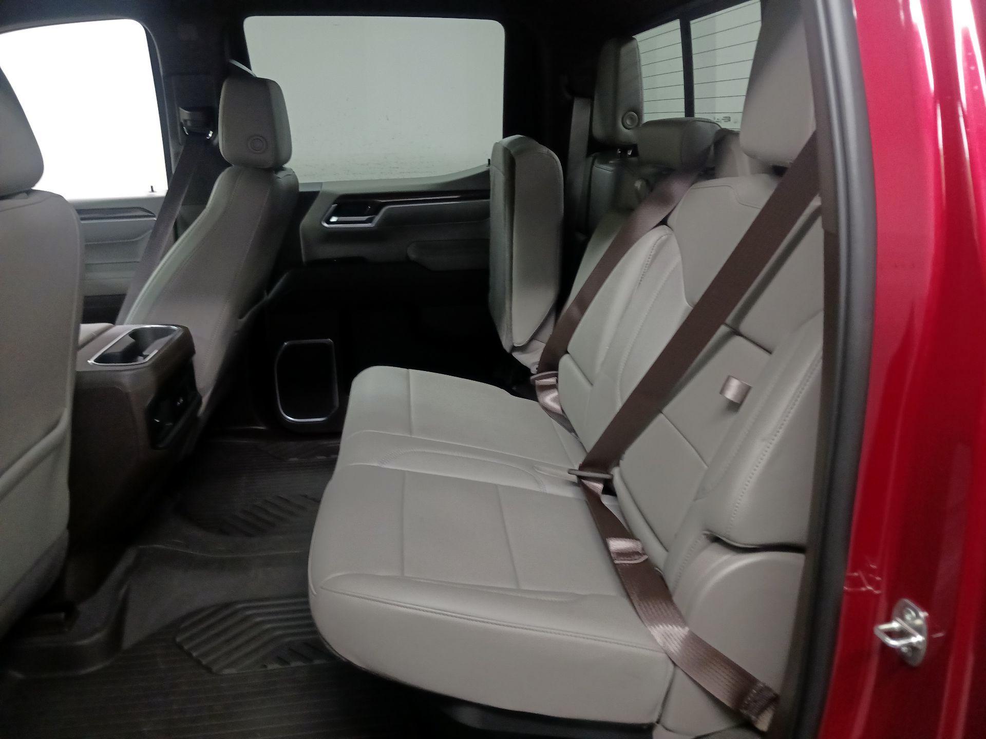 Thumbnail: 2022 Chevrolet Silverado 1500 - 16