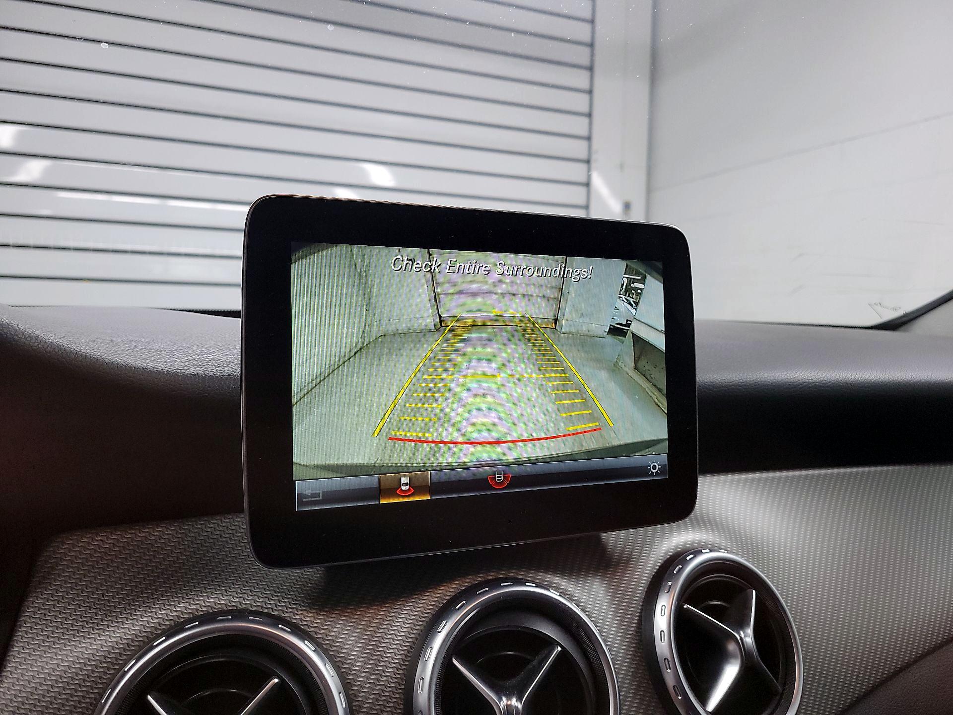 Thumbnail: 2017 Mercedes-Benz GLA - 13