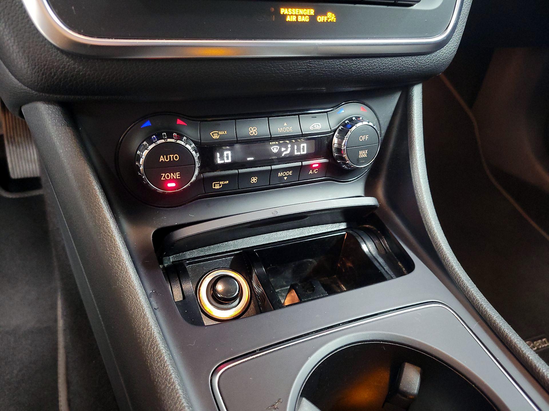 Thumbnail: 2017 Mercedes-Benz GLA - 15