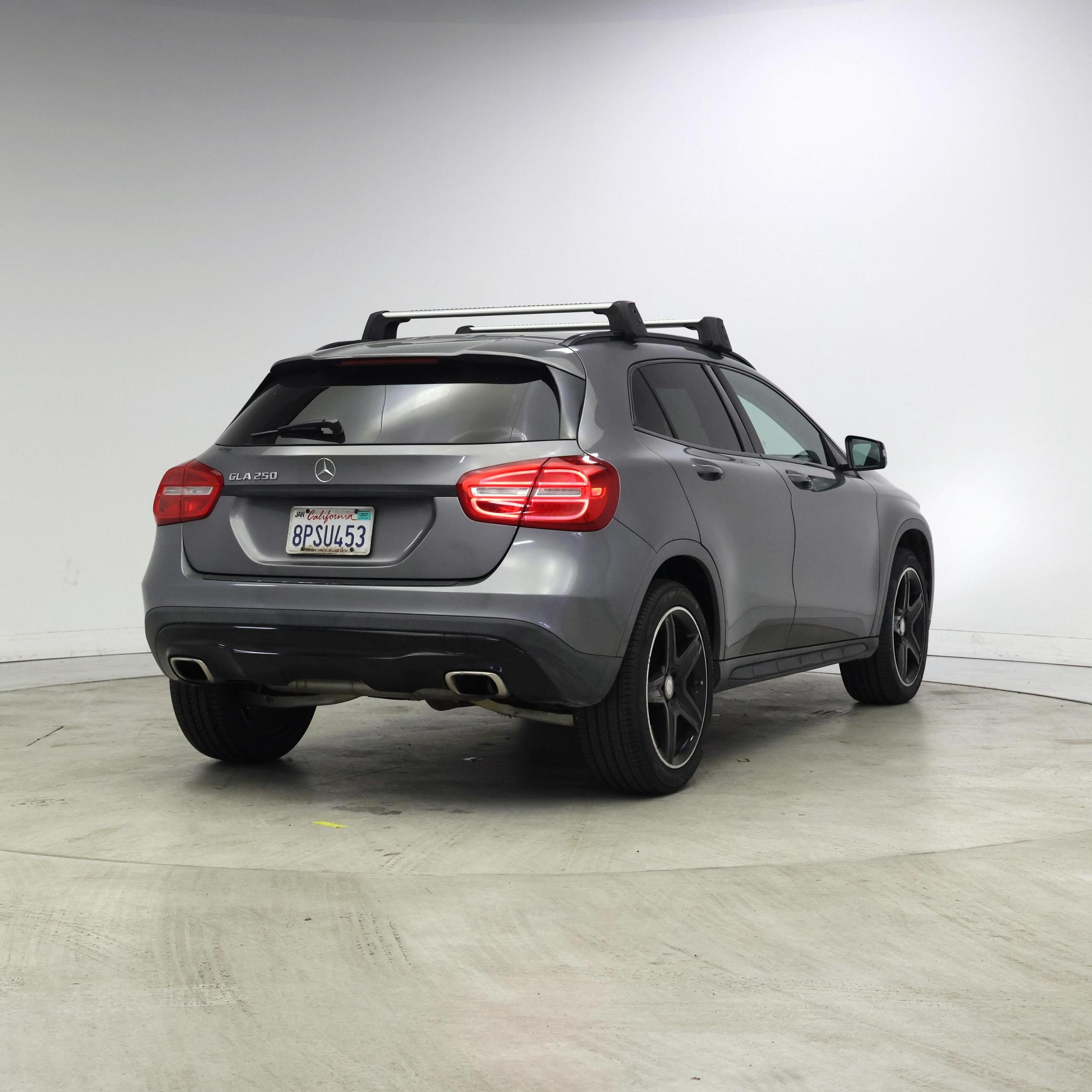 Thumbnail: 2017 Mercedes-Benz GLA - 8