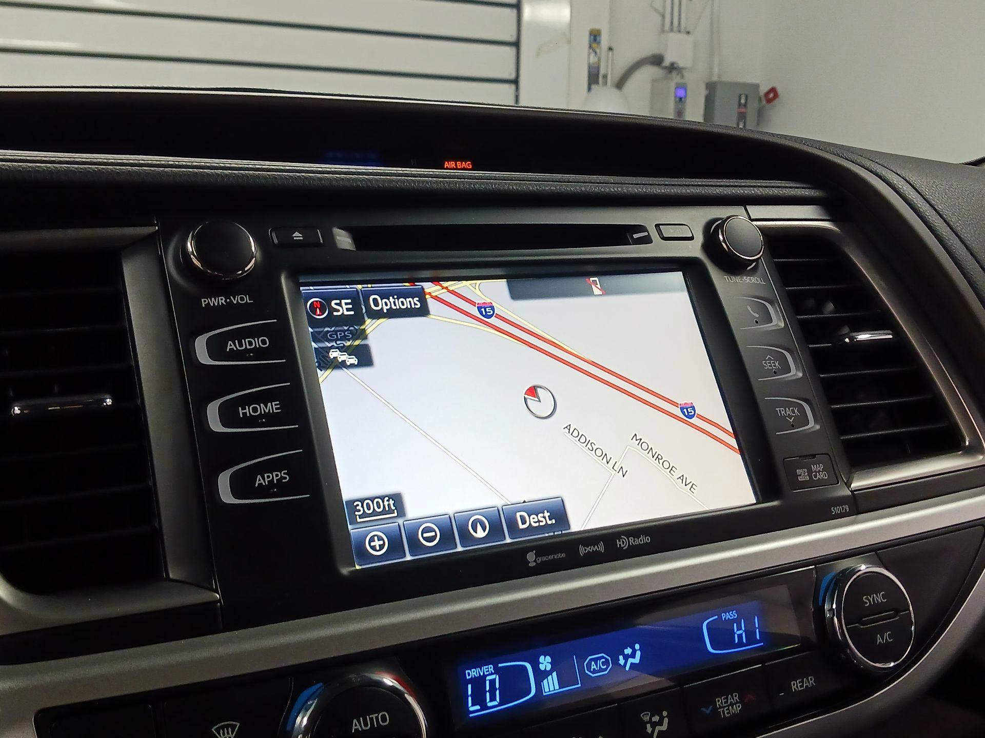 Thumbnail: 2017 Toyota Highlander - 14