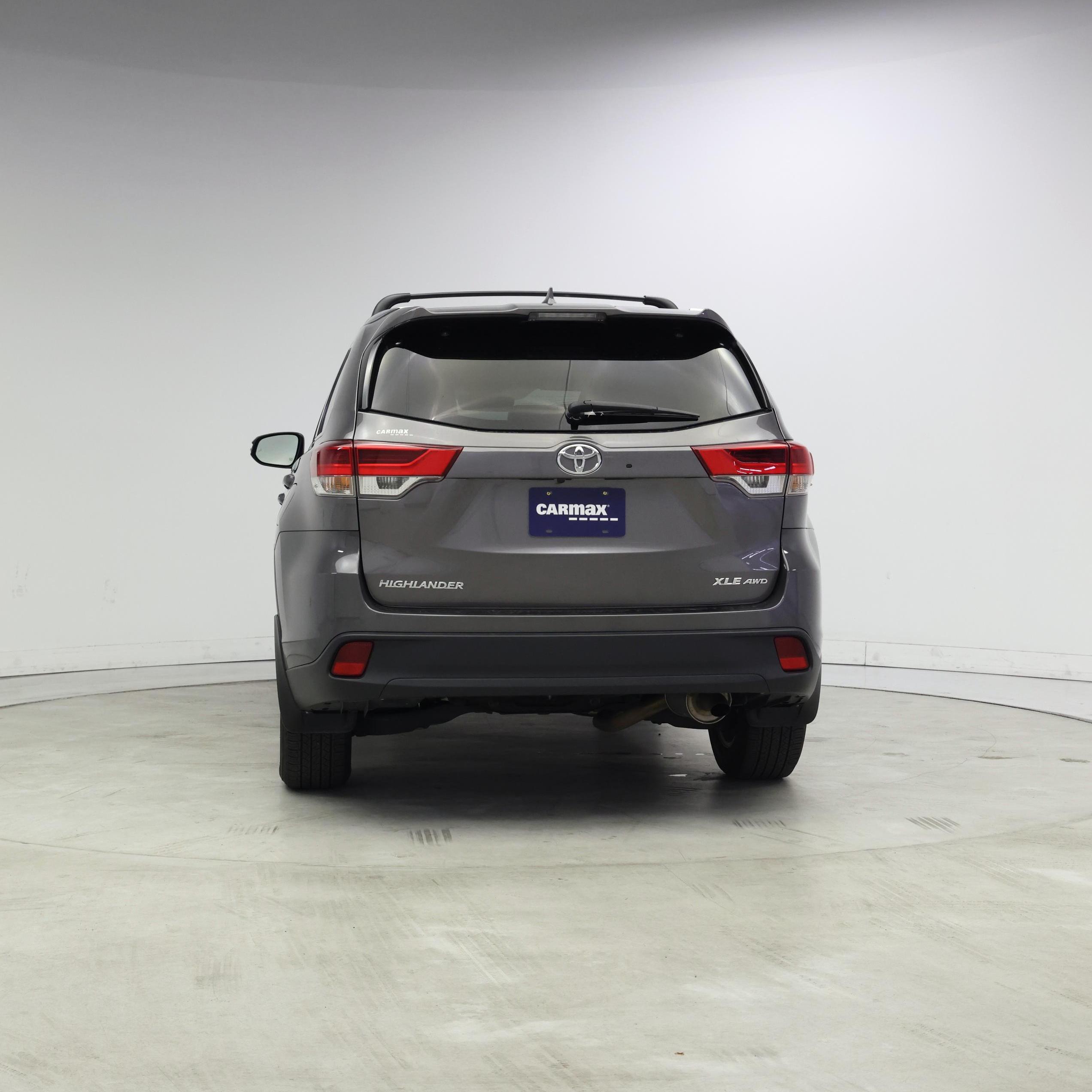 Thumbnail: 2017 Toyota Highlander - 6