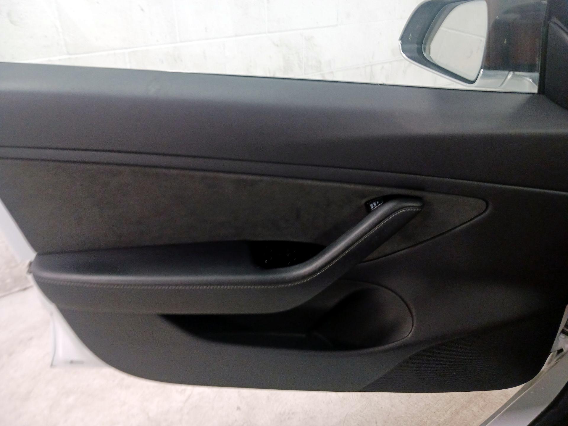 Thumbnail: 2019 Tesla Model 3 - 12