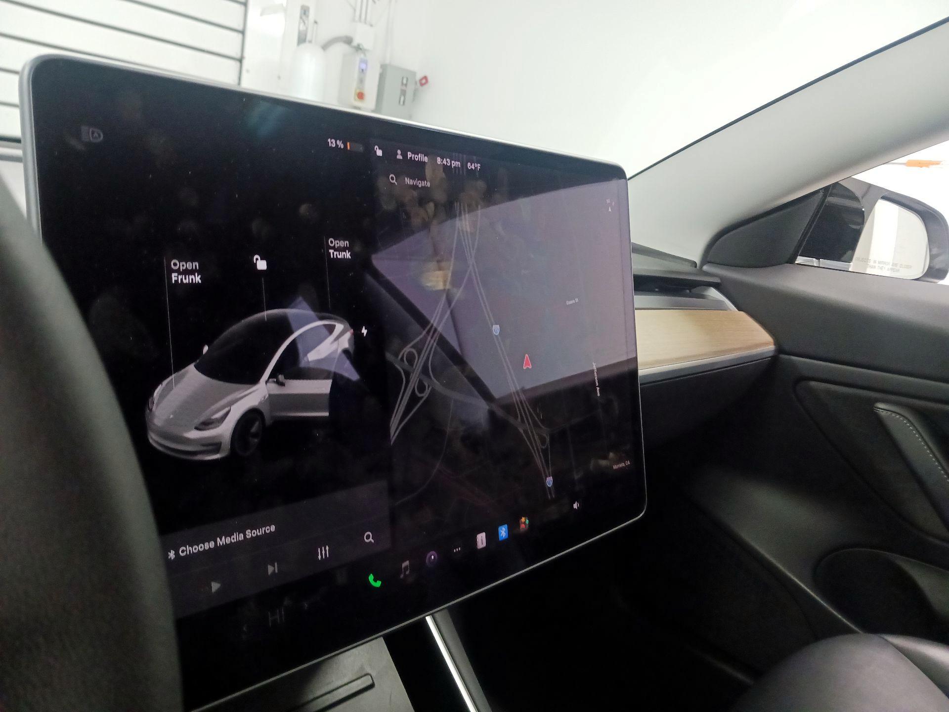 Thumbnail: 2019 Tesla Model 3 - 15