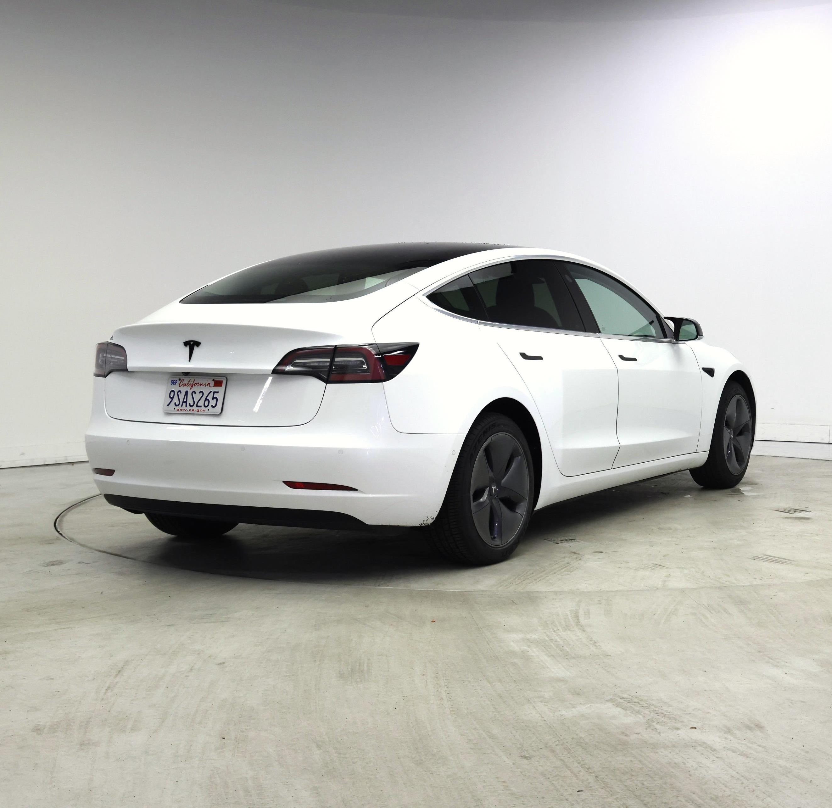 Thumbnail: 2019 Tesla Model 3 - 8