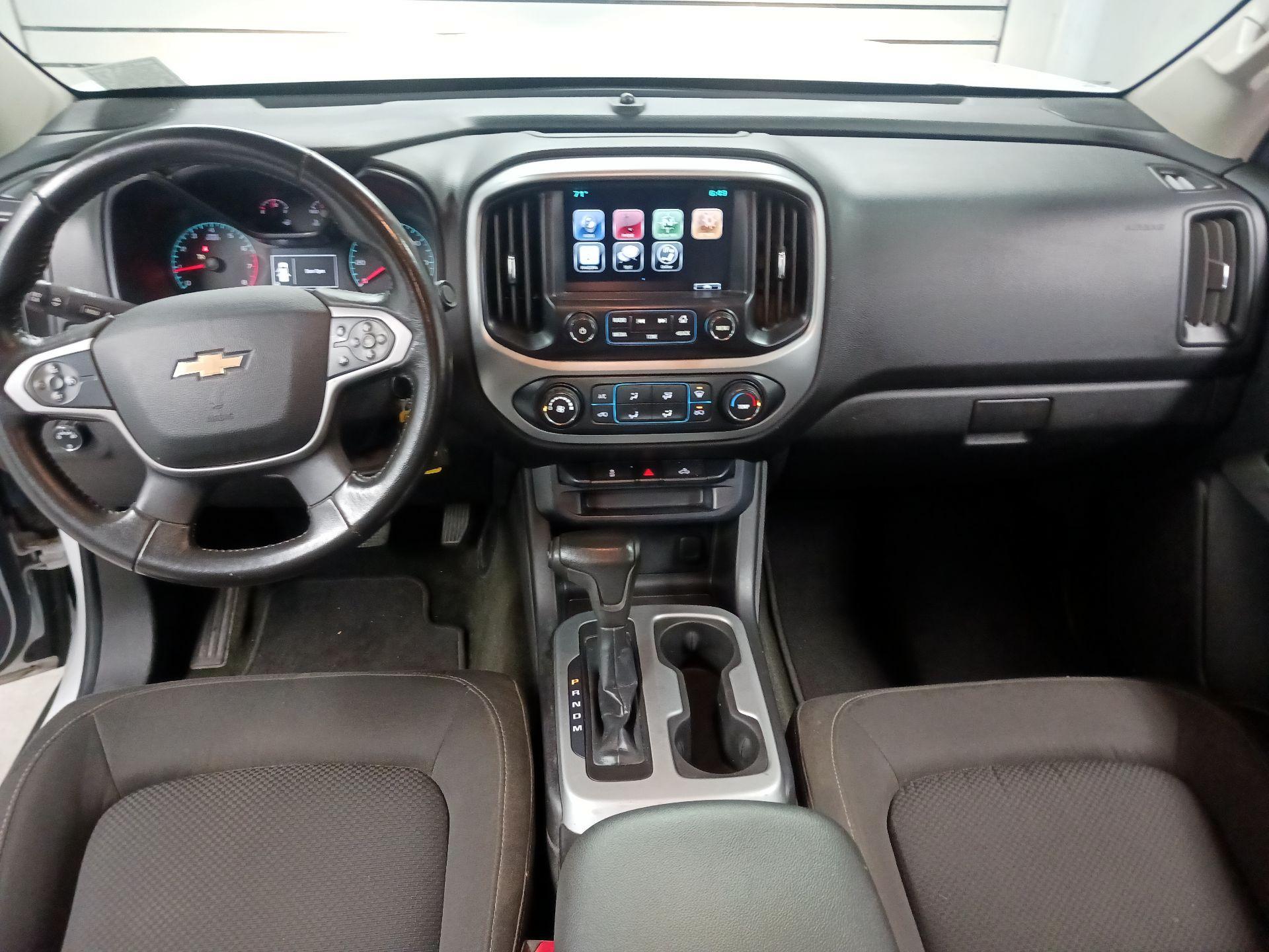 Thumbnail: 2015 Chevrolet Colorado - 9