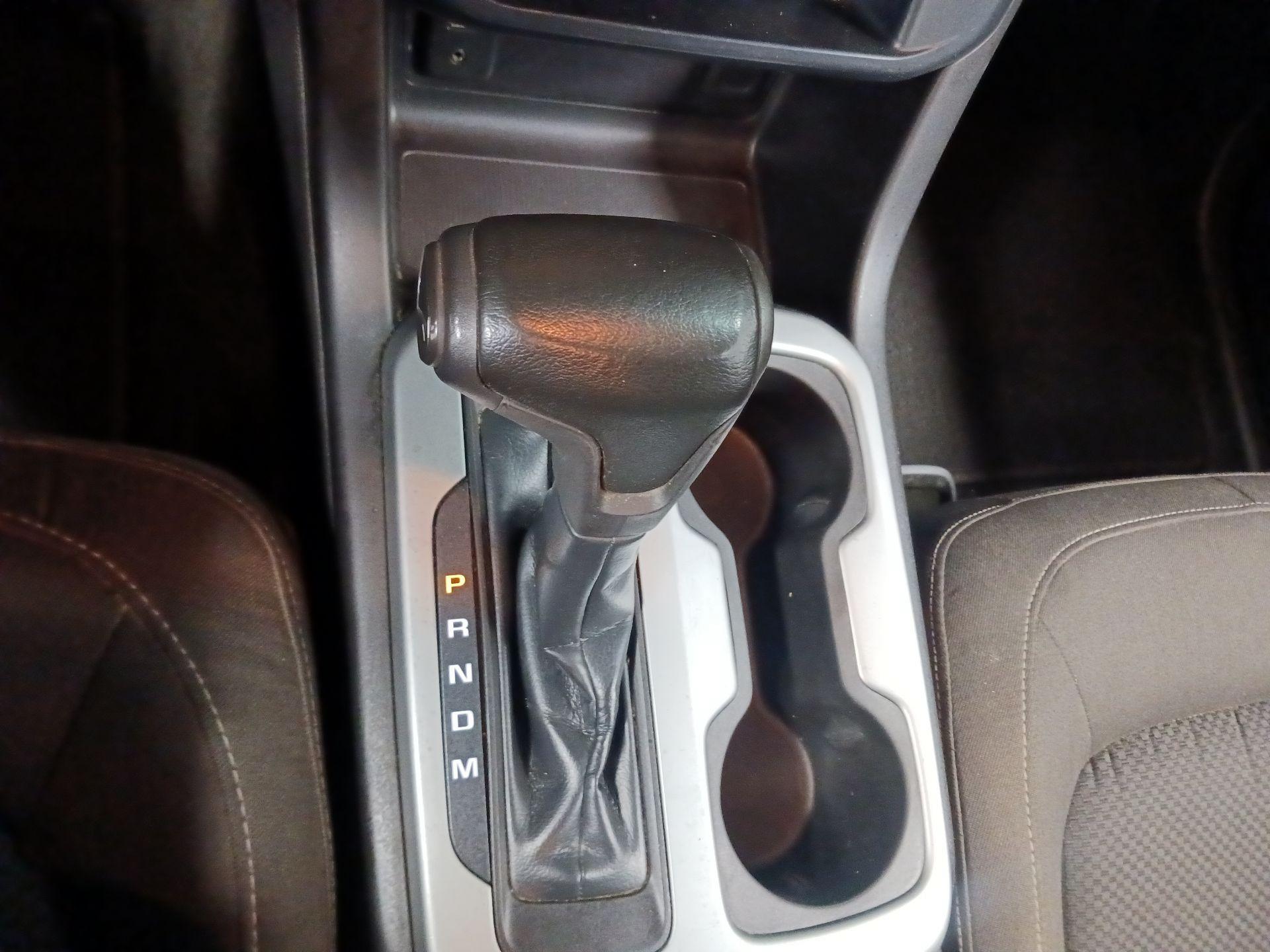 Thumbnail: 2015 Chevrolet Colorado - 17