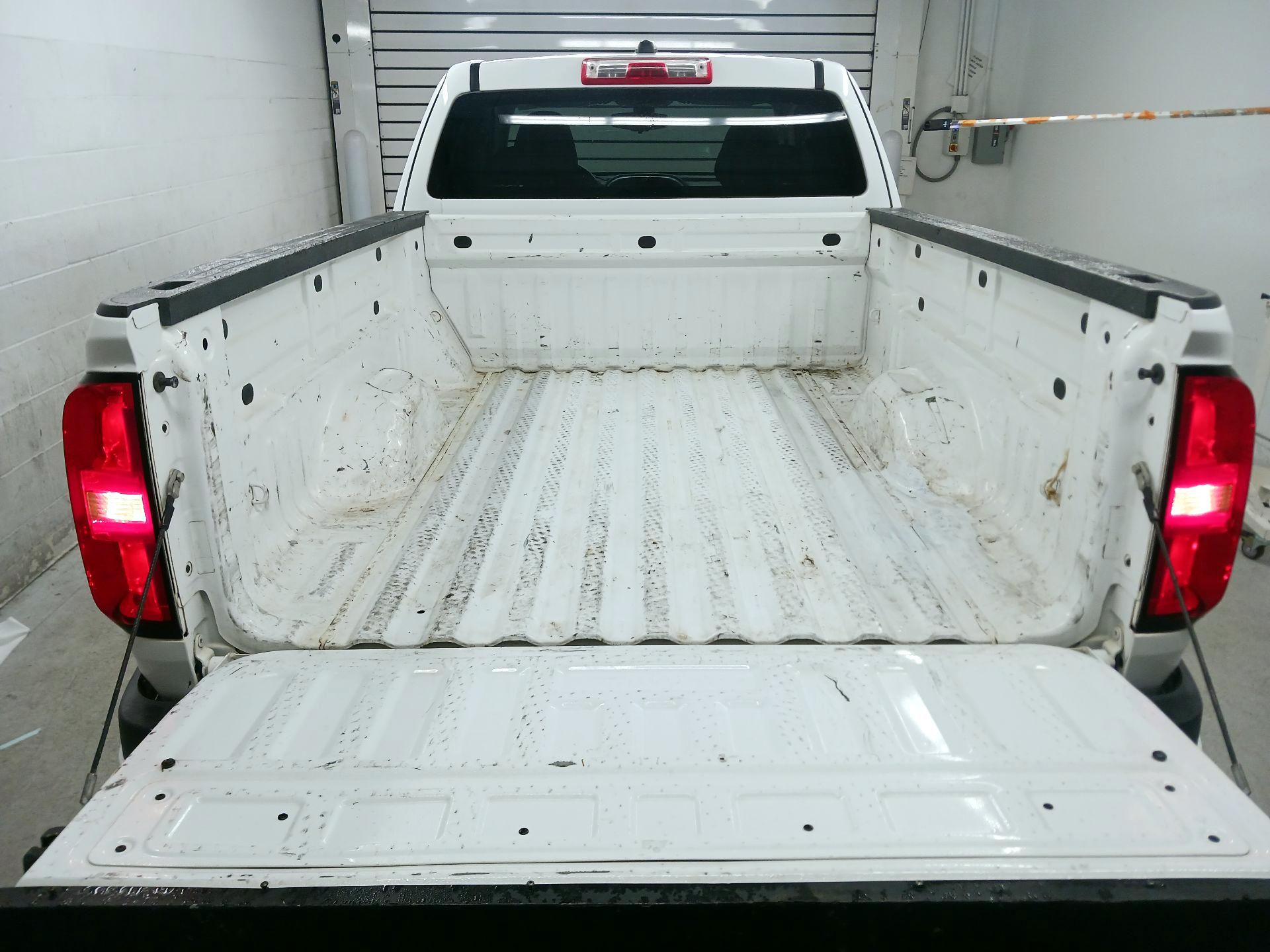 Thumbnail: 2015 Chevrolet Colorado - 20