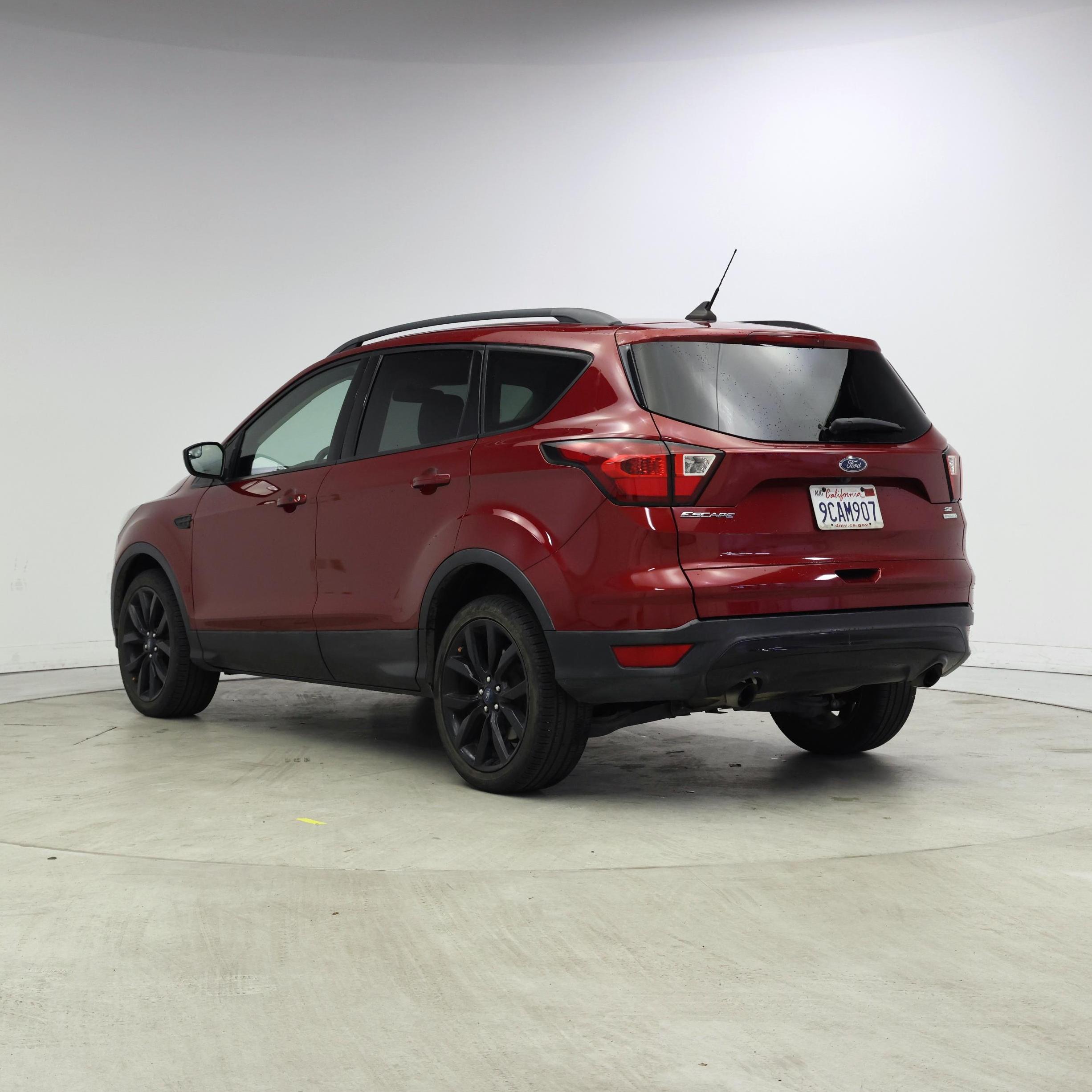 Thumbnail: 2019 Ford Escape - 2
