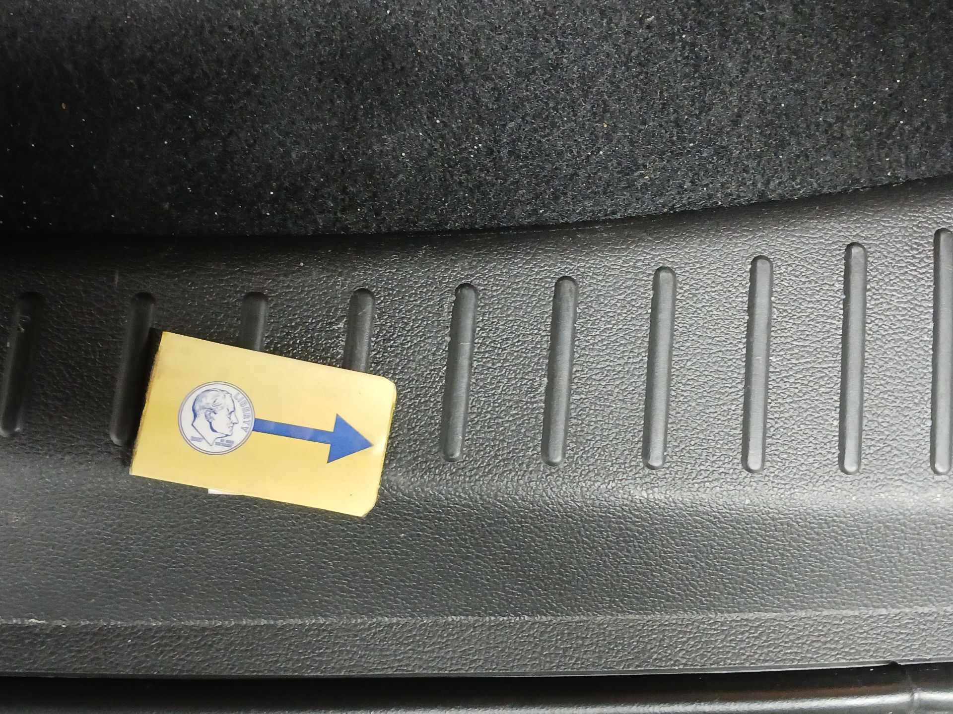 Thumbnail: 2019 Ford Escape - 20