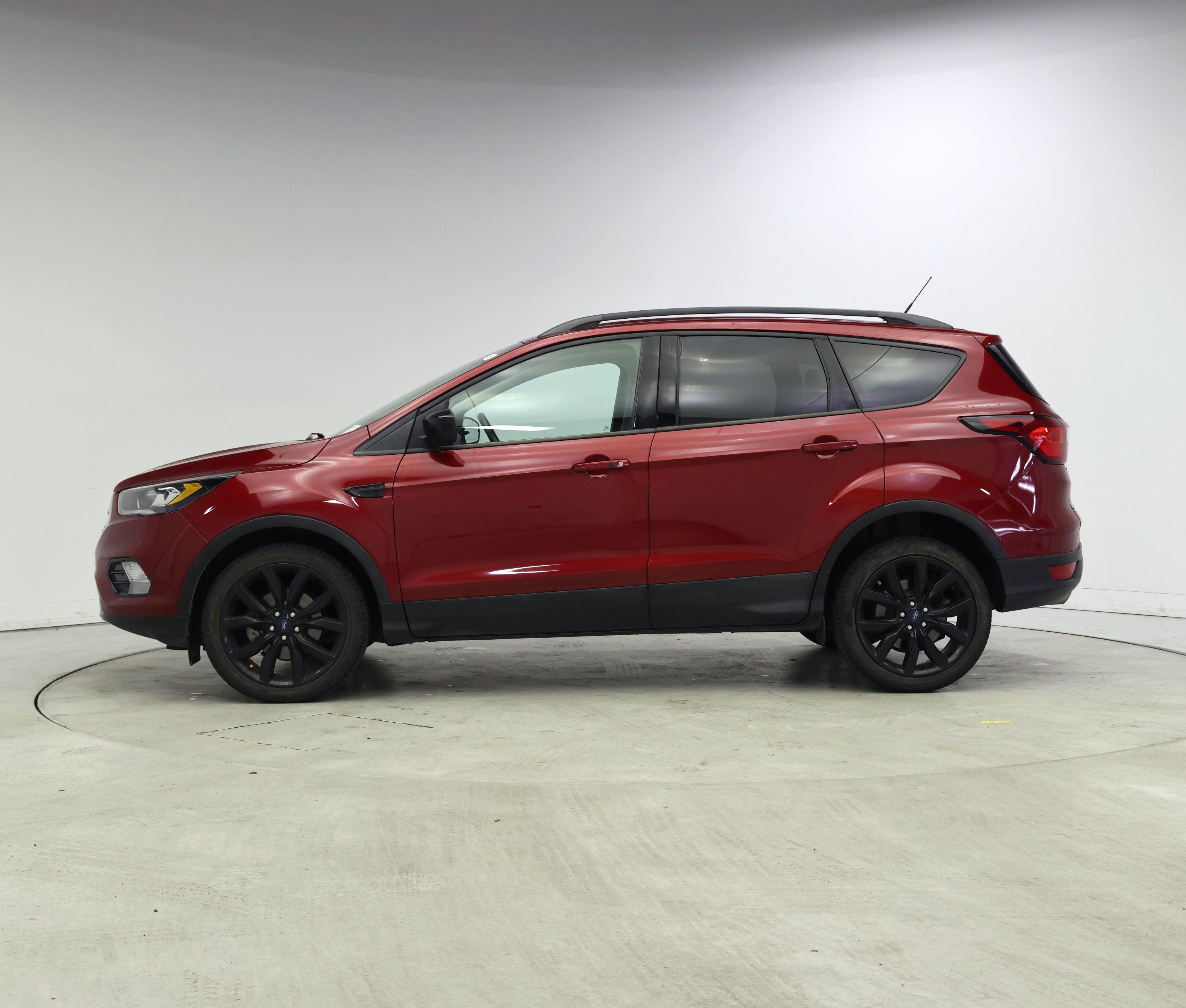 Thumbnail: 2019 Ford Escape - 3